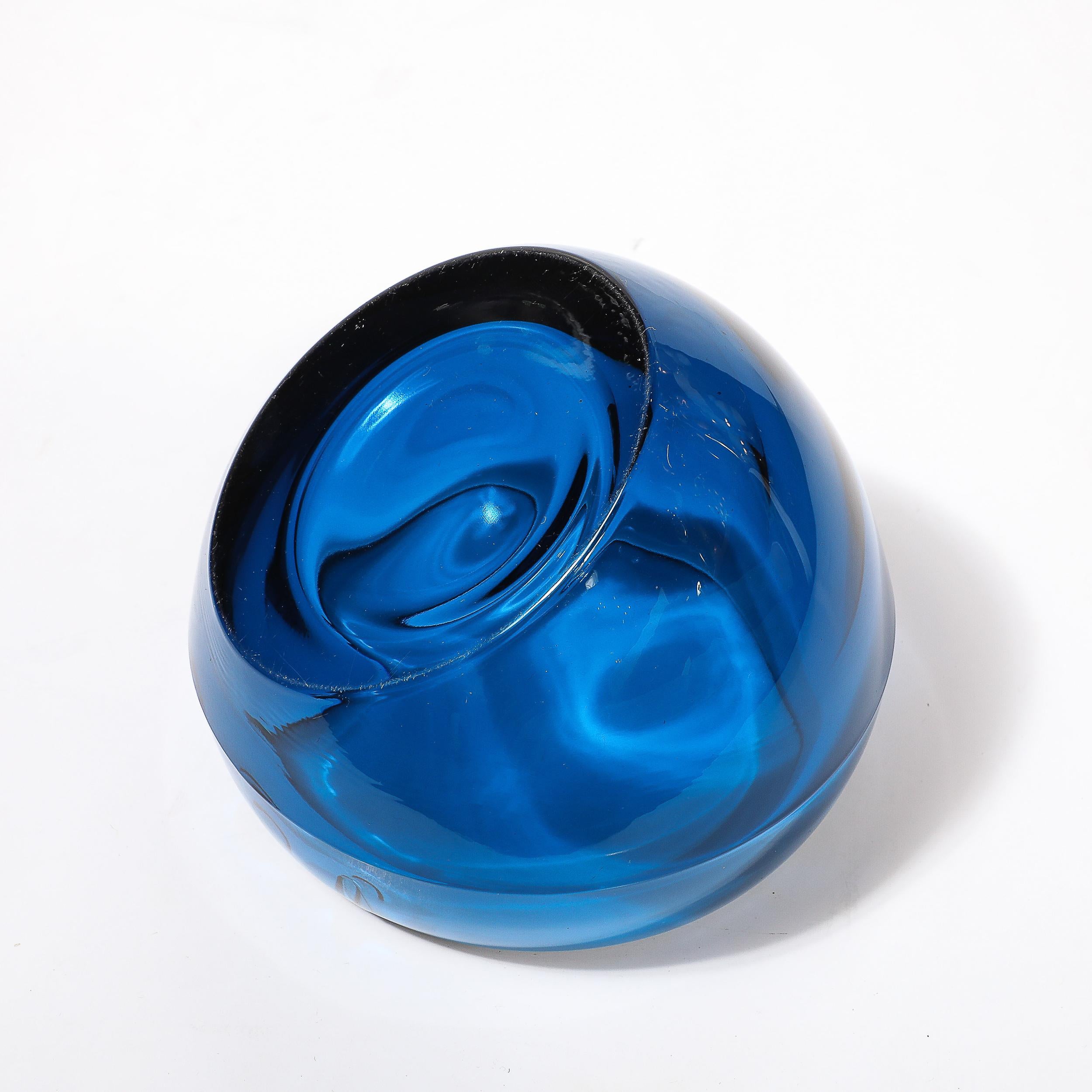 Piatto/vassoio in vetro blu cobalto di Murano soffiato a mano, della metà del secolo scorso. in vendita 6