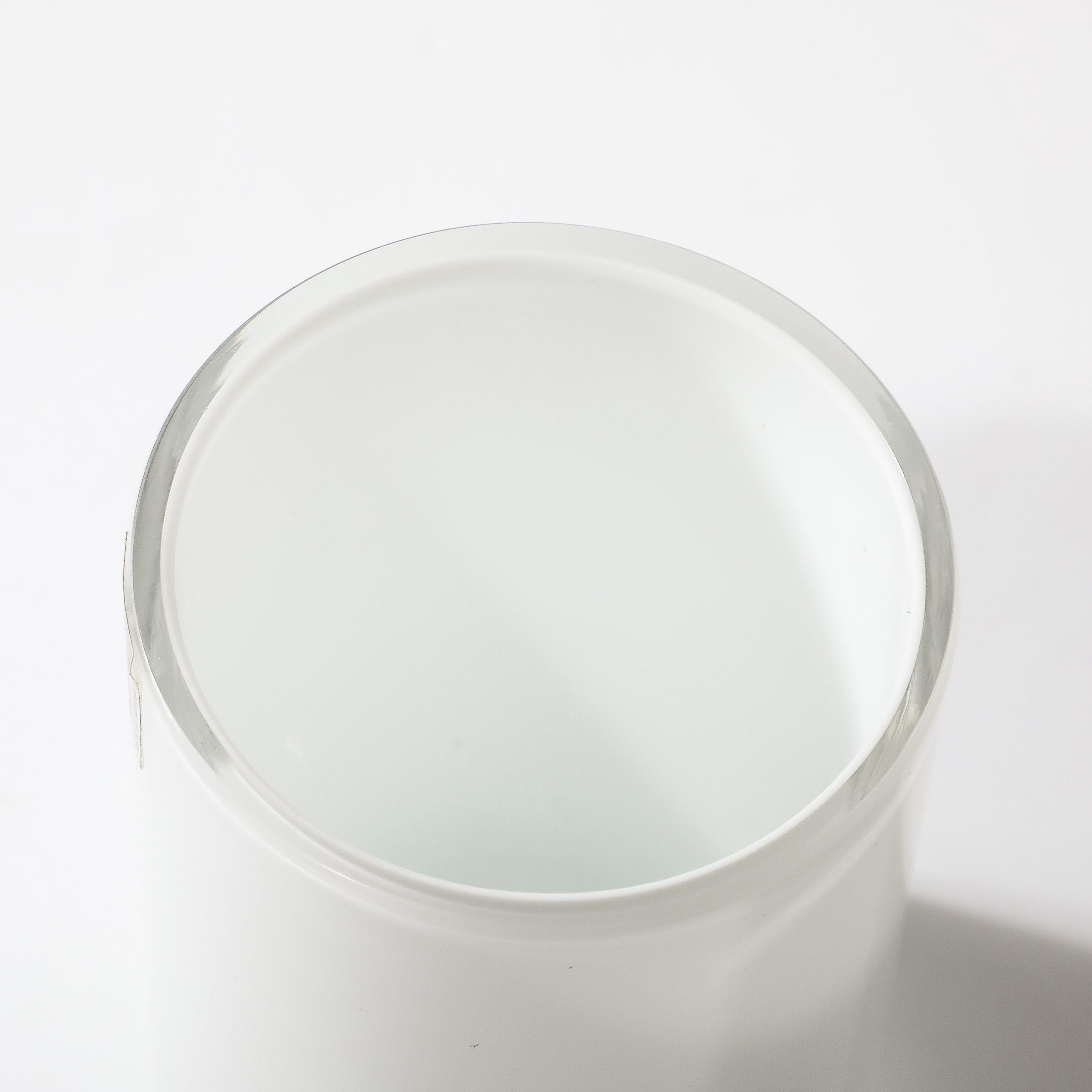 Mid-Century Modernist Hand-Blown Murano Glass Cup by Venini For Sale 4
