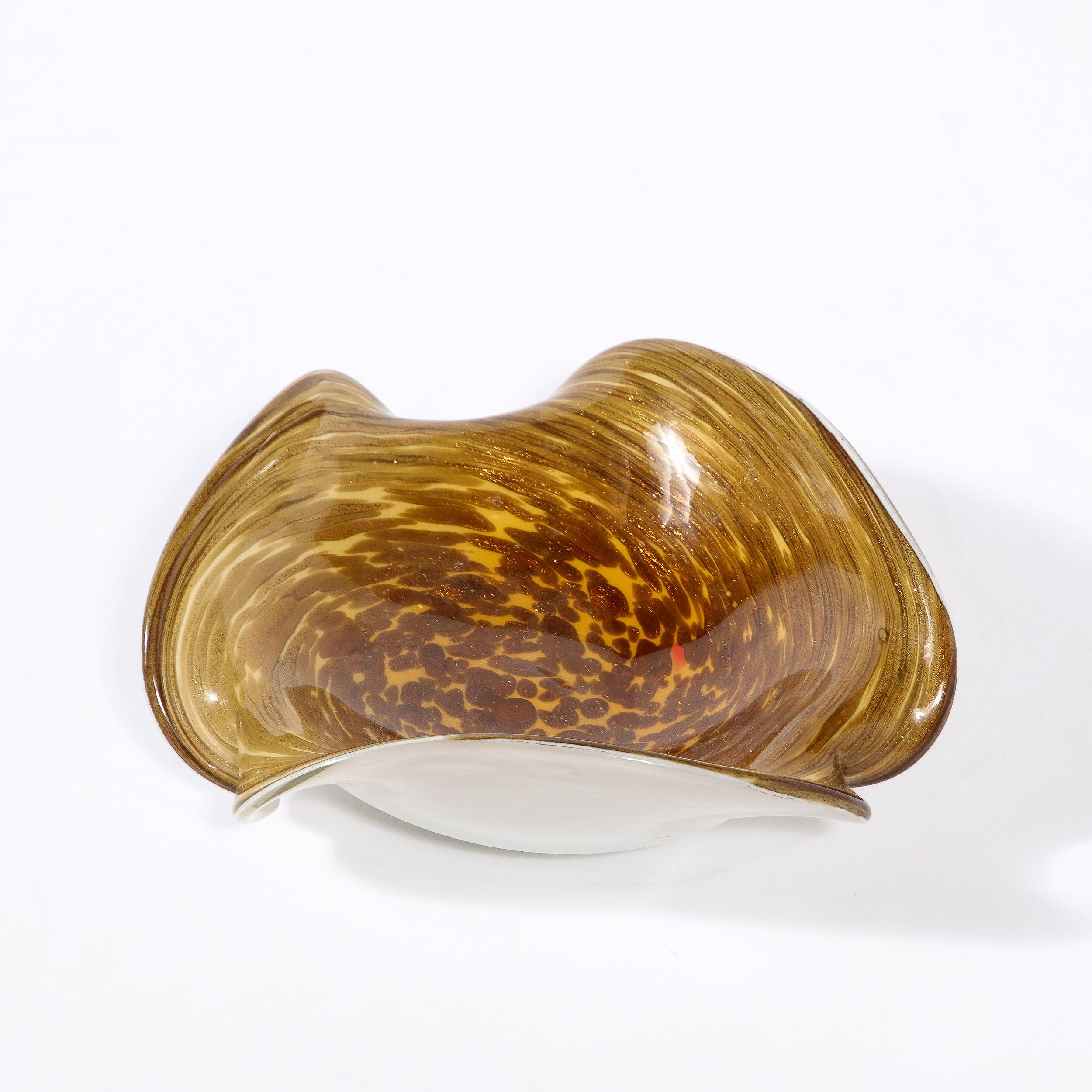 Mid-Century Modernist Hand-Blown Murano Glass Dish in Spiraled Yellow Ocre For Sale 5