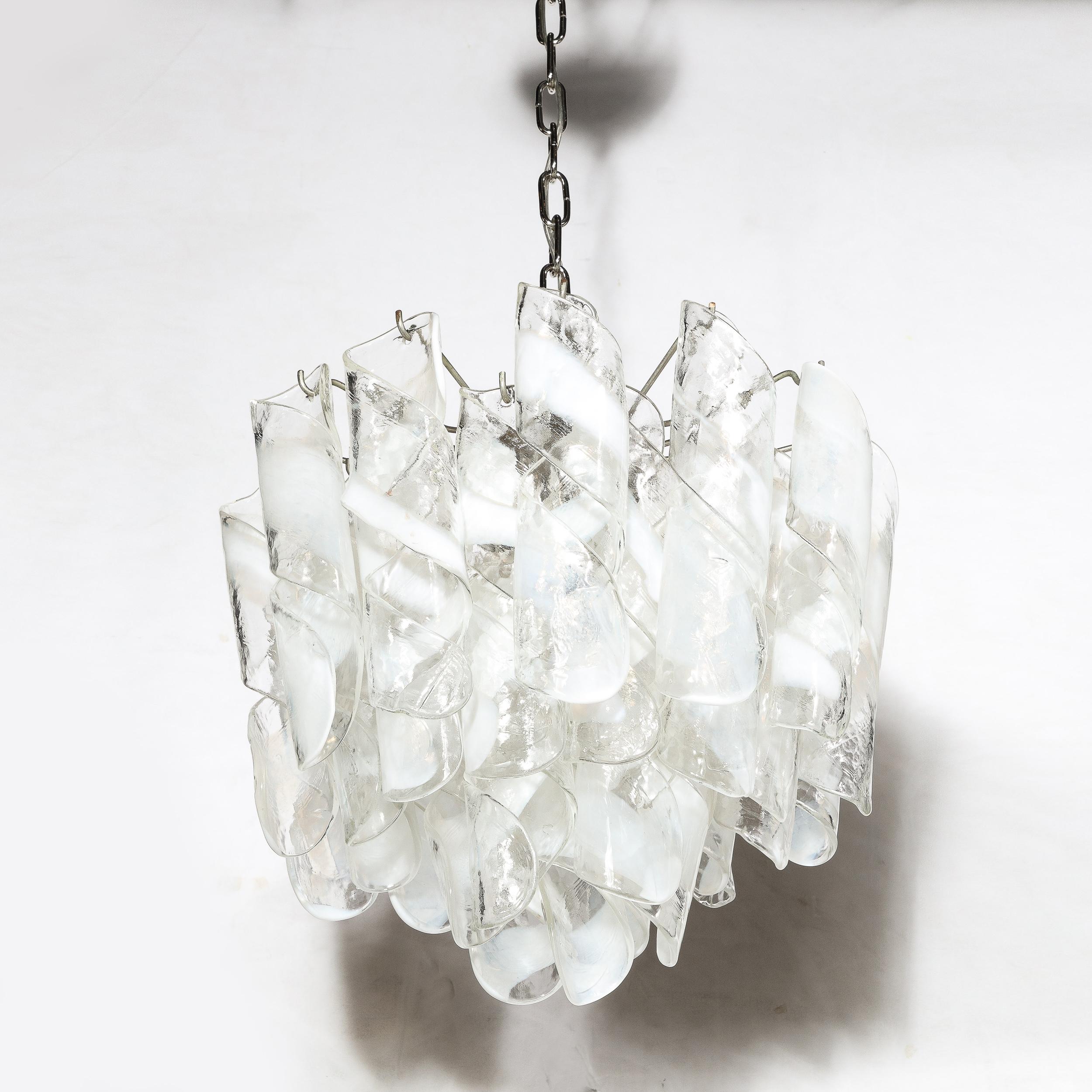 Mid-Century Modernist Hand-Blown Murano Glass Torciglioni Chandelier By Mazzega In Excellent Condition For Sale In New York, NY