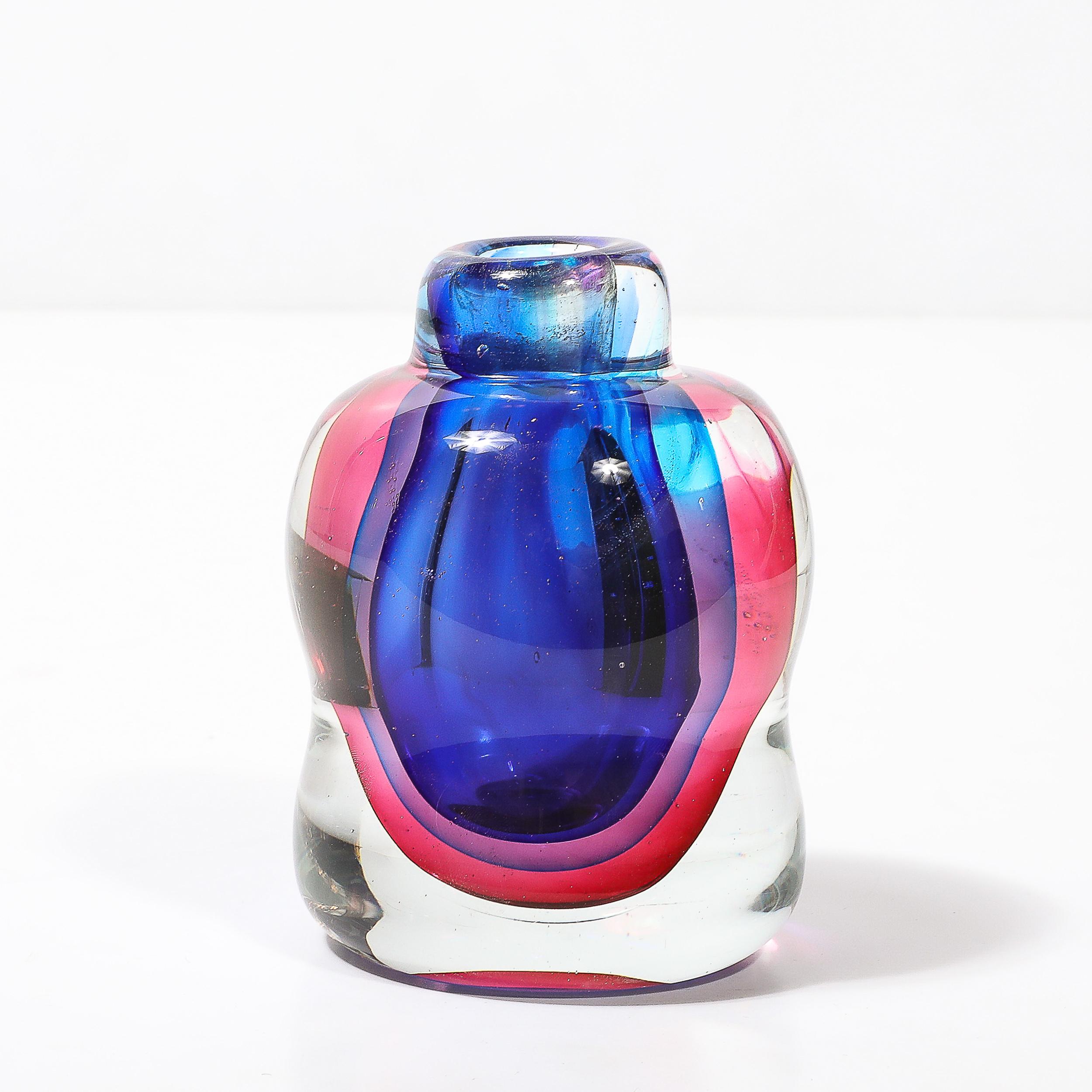 Verre de Murano Vase moderniste du milieu du siècle dernier en verre de Murano soufflé à la main avec détails Sommerso en vente