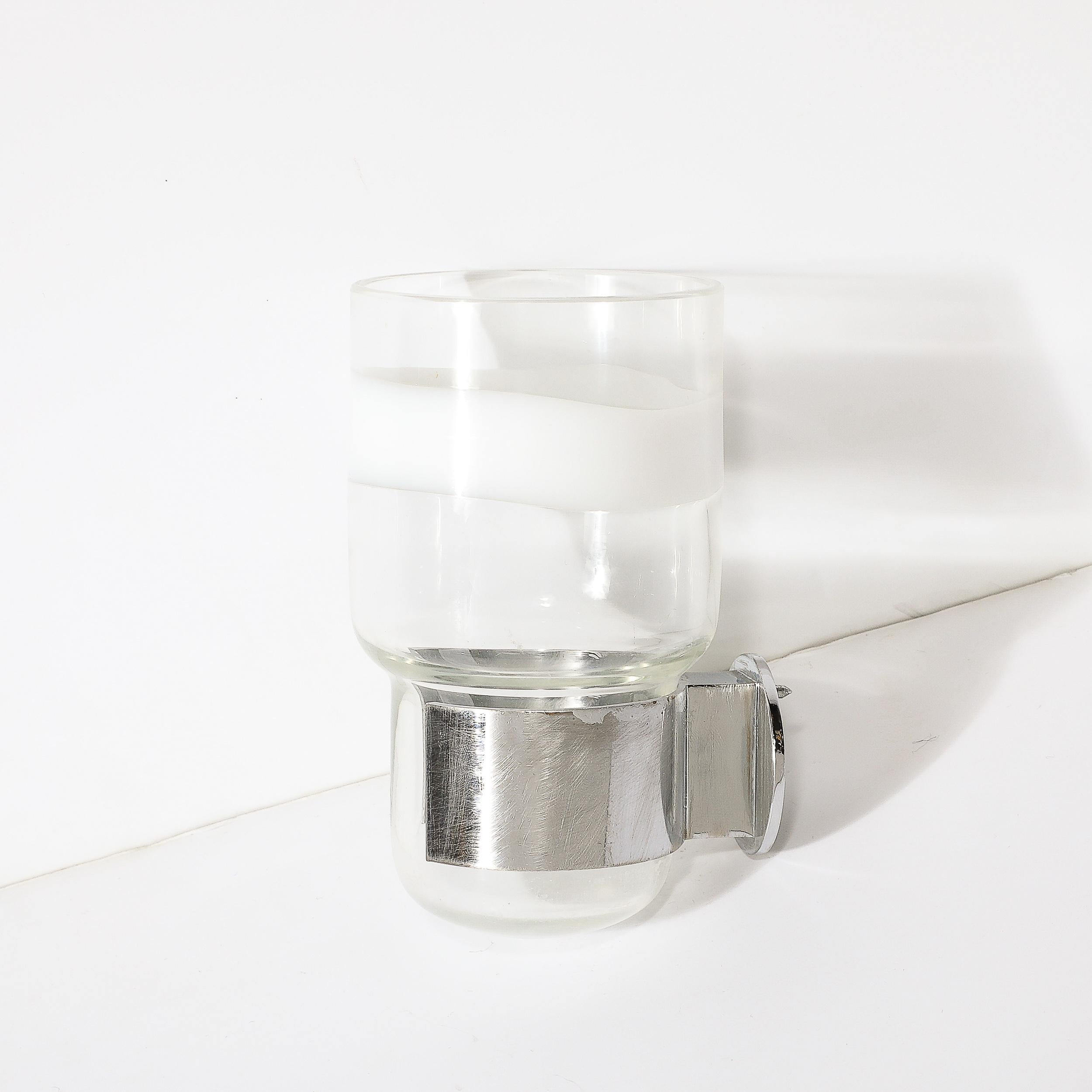 Copa de pared de cristal de Murano soplado a mano modernista de mediados de siglo firmada Venini en Excelente estado para la venta en New York, NY