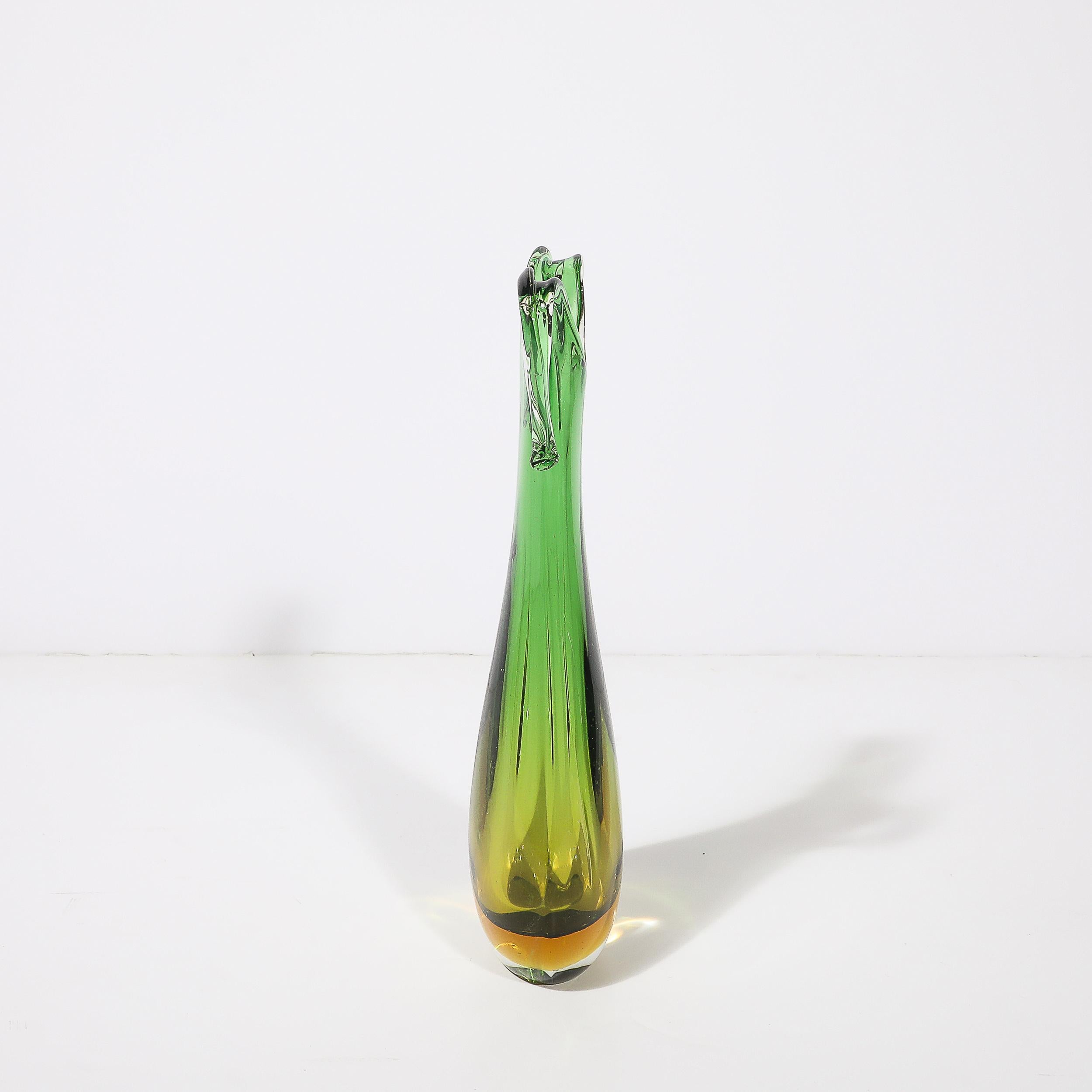 Verre Murano Sommerso soufflé à la main dans des teintes d'émeraude et d'ambre pour le milieu du siècle en vente 2