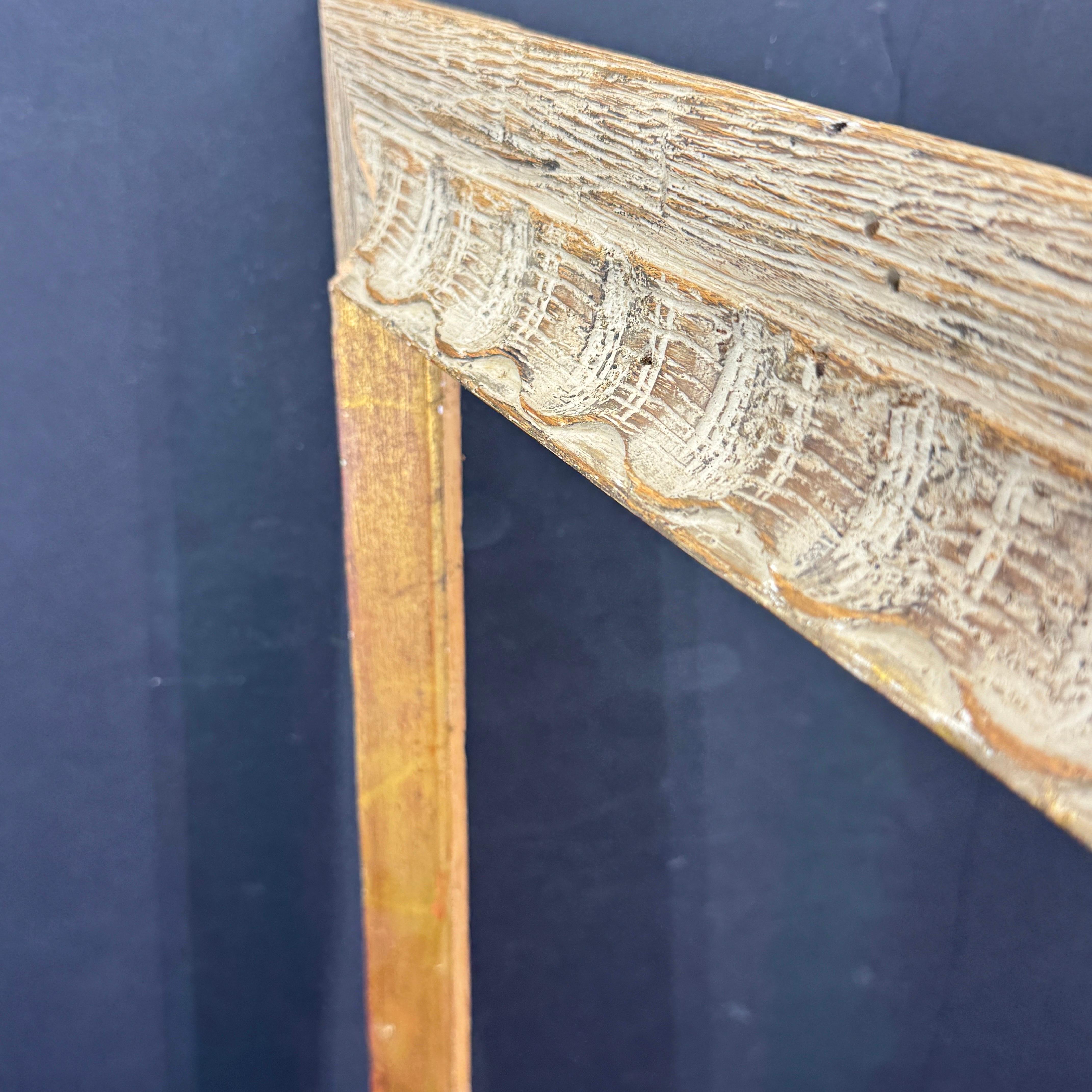 Marco festoneado dorado de madera tallada a mano modernista de mediados de siglo, años 60 Dorado