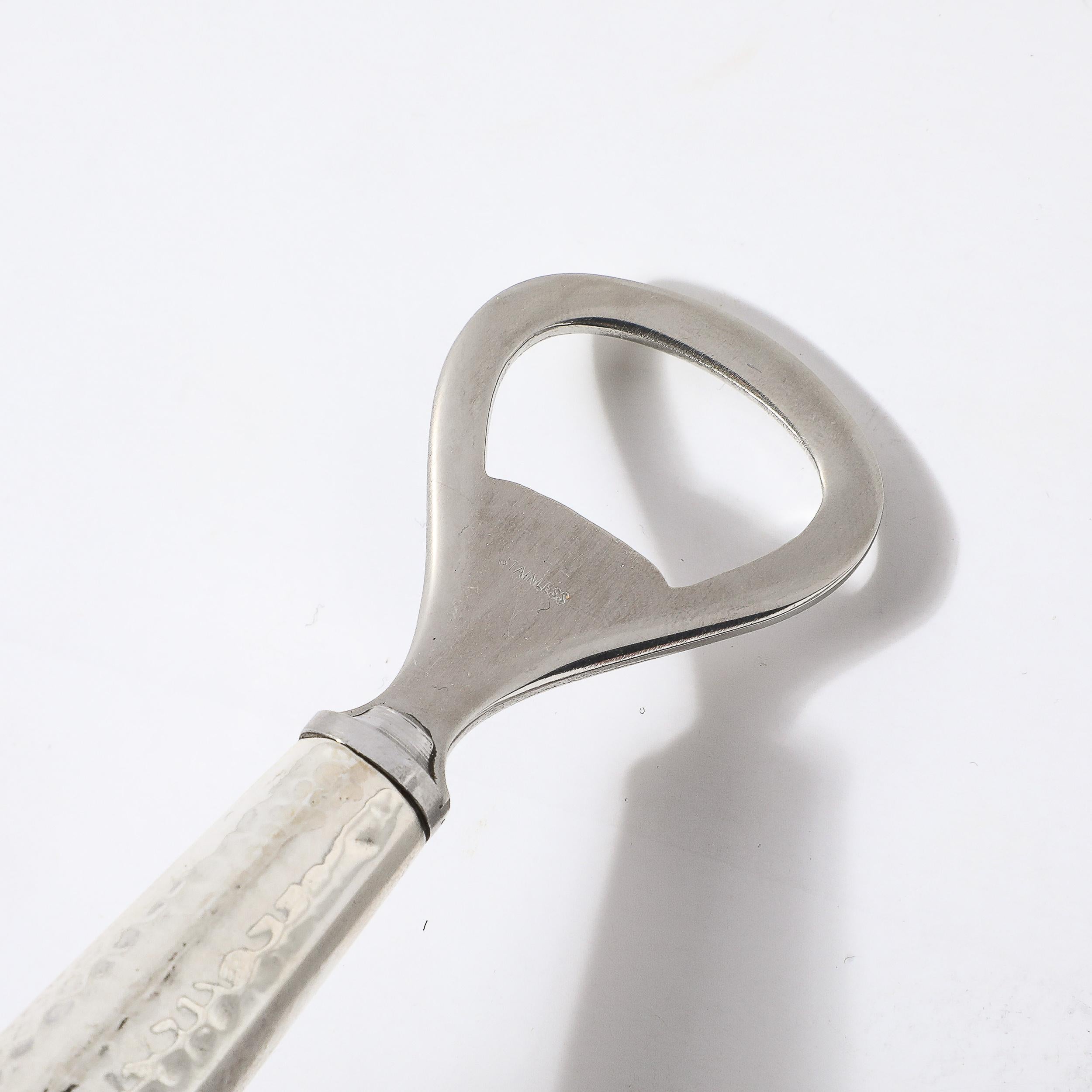Apribottiglie in argento sterling martellato a mano in stile modernista del metà secolo in vendita 4