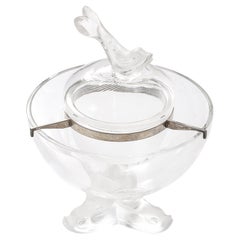 Ciotola per servire il caviale in cristallo con motivo "Igor", firmata Lalique, della metà del secolo scorso.