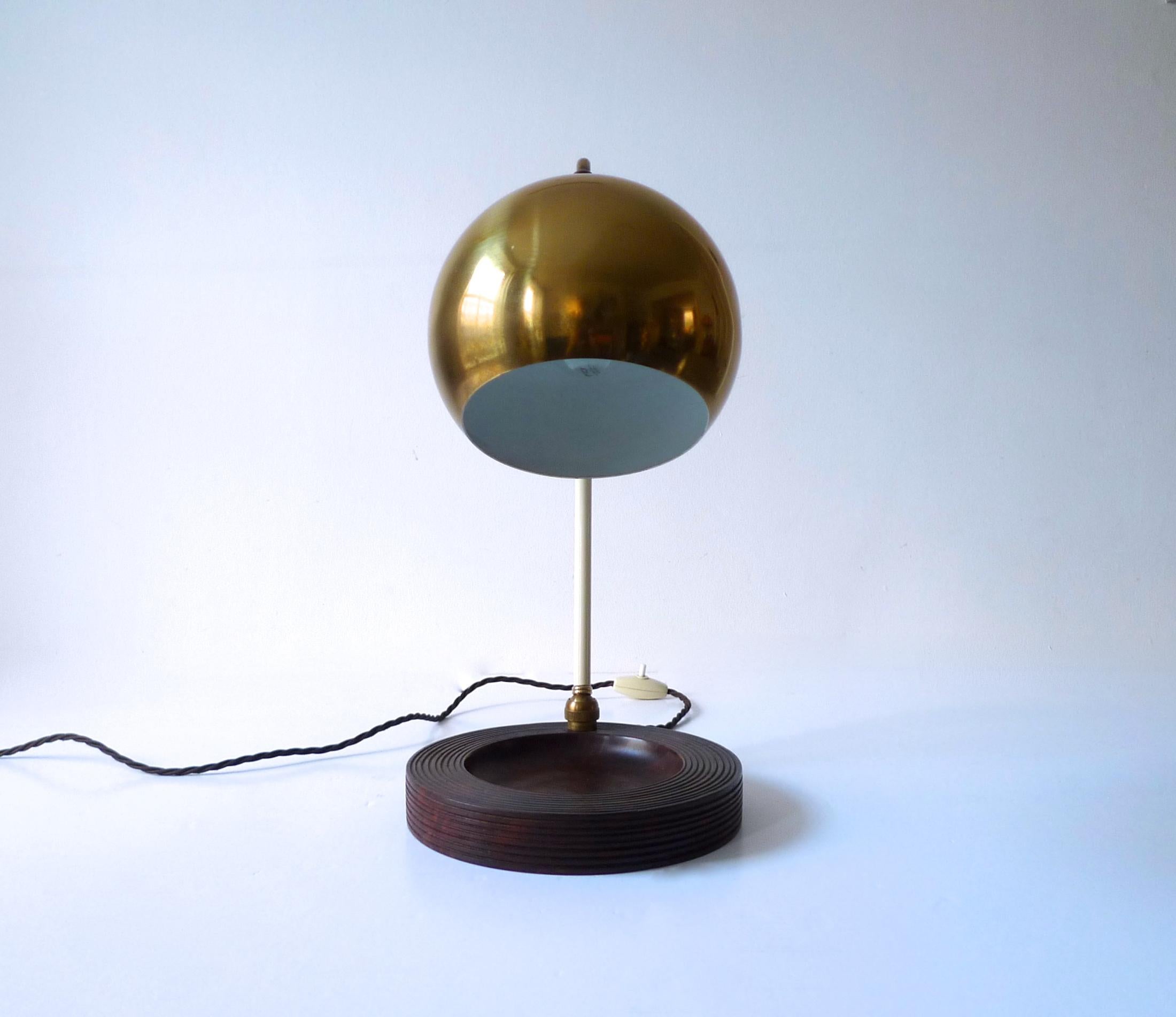 Mid-Century Modernist Italian Brass & Burl Table Lamp, 1950s In Good Condition In London, GB