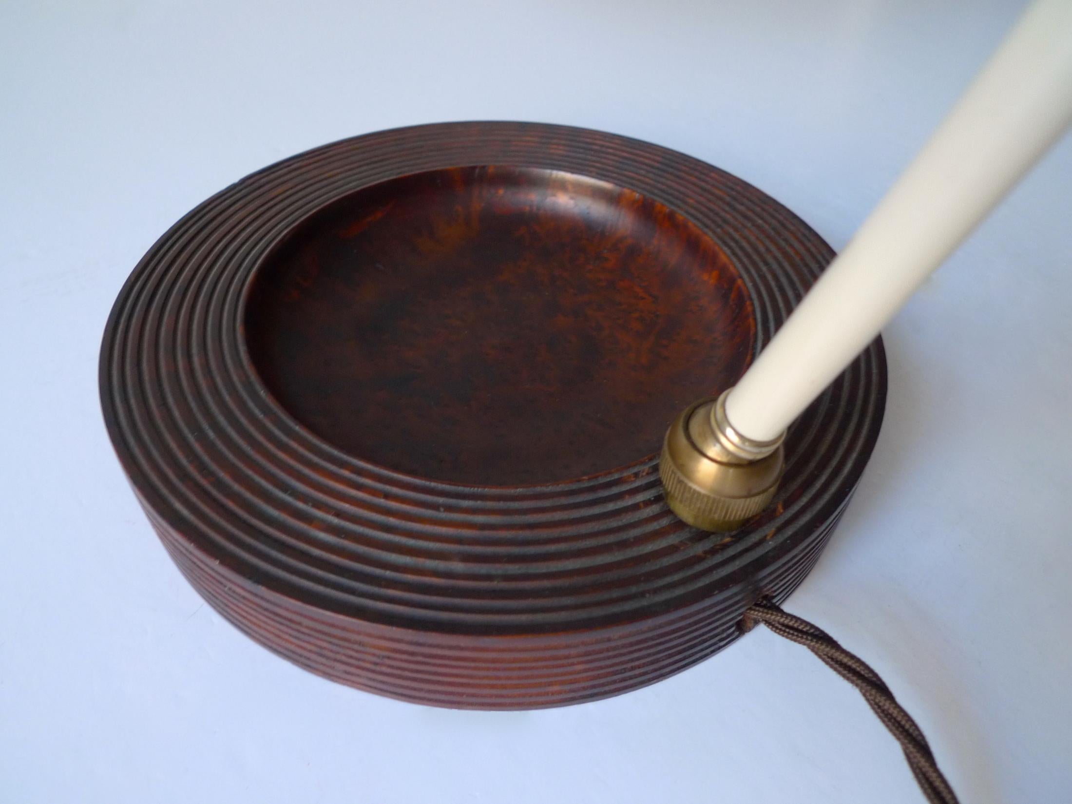 Mid-Century Modernist Italian Brass & Burl Table Lamp, 1950s 2