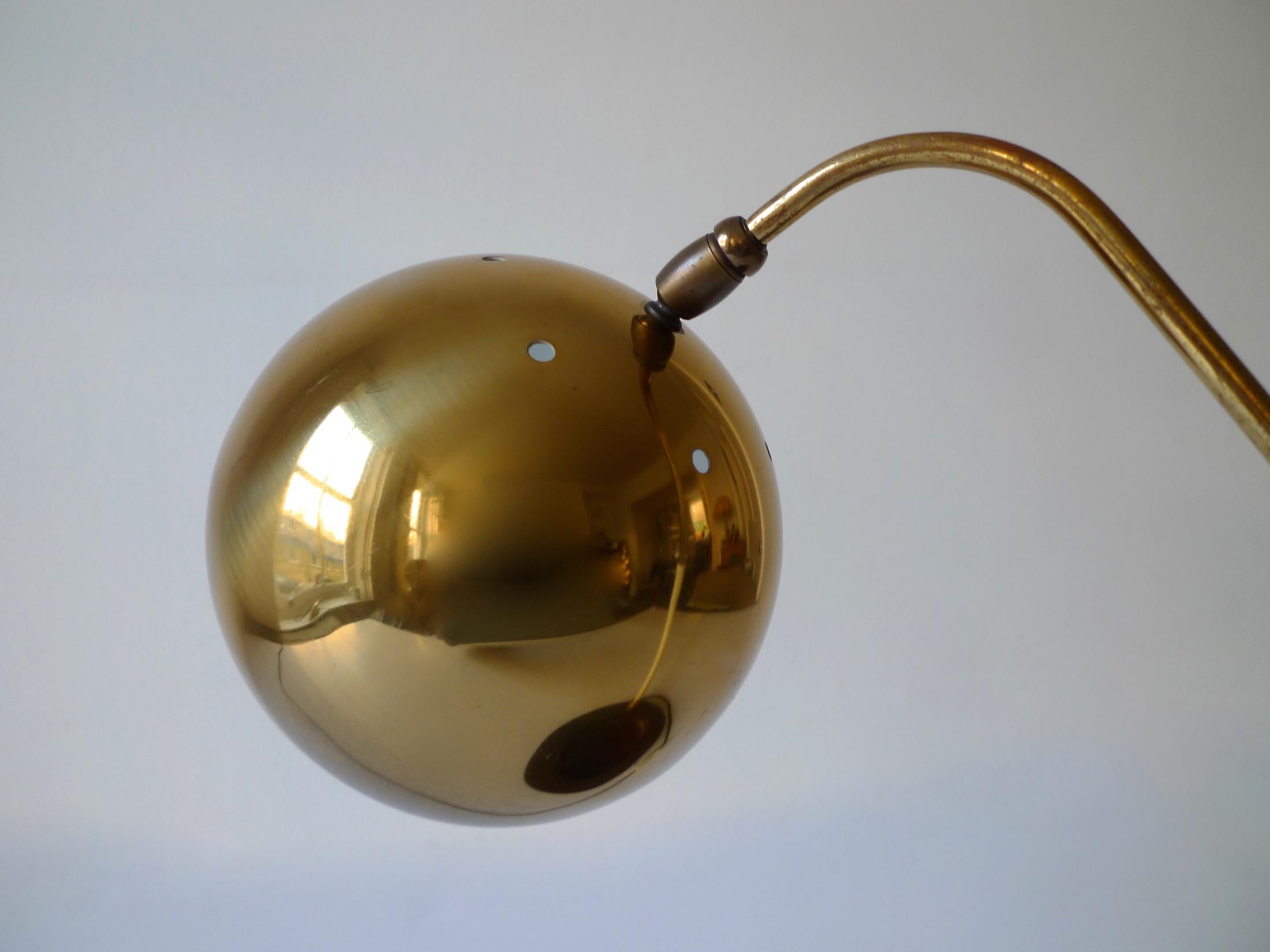 Mid-Century Modernist Italian Brass & Burl Table Lamp, 1950s 3