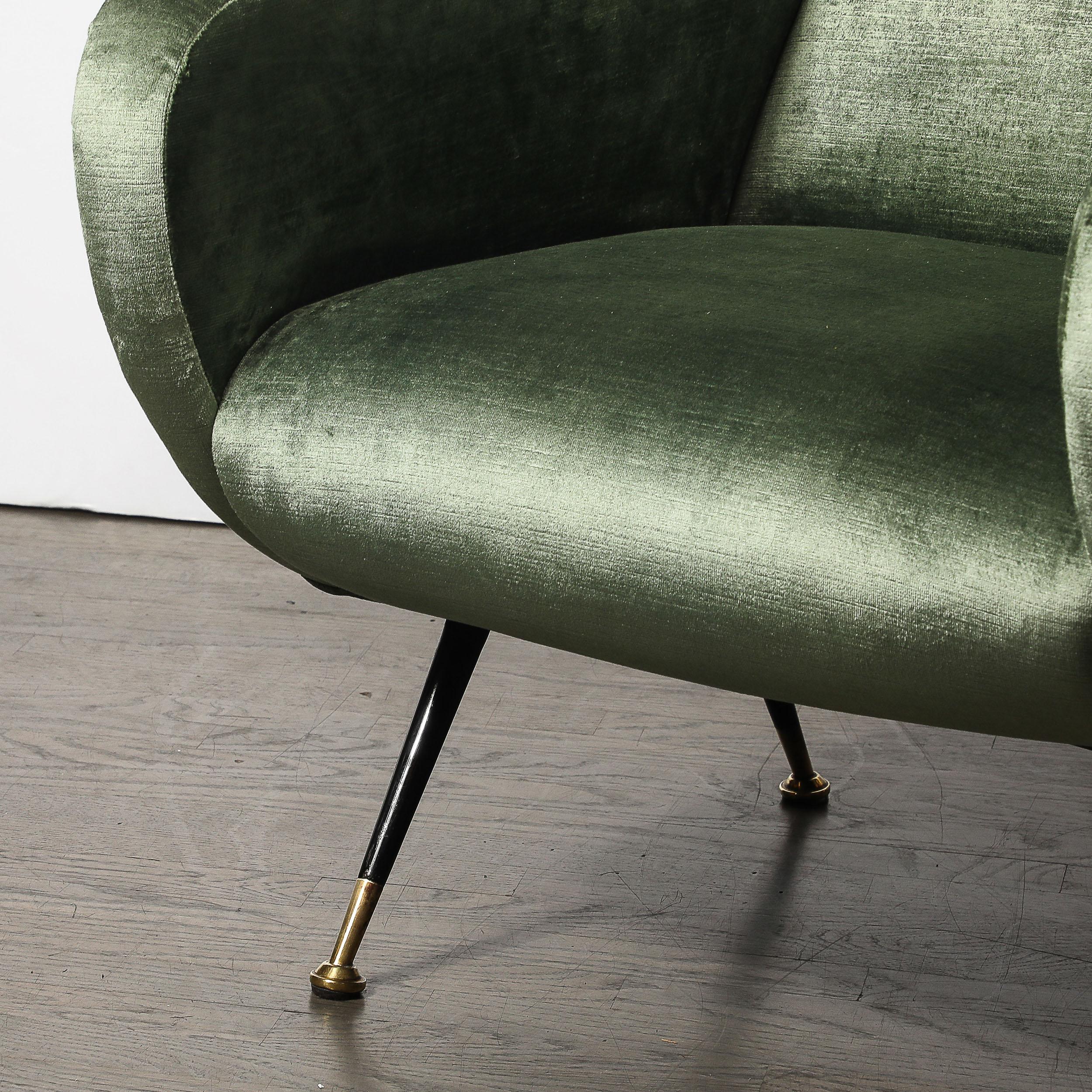 Sillones modernistas de mediados de siglo en terciopelo de eucalipto de Marco Zanuso en Excelente estado para la venta en New York, NY