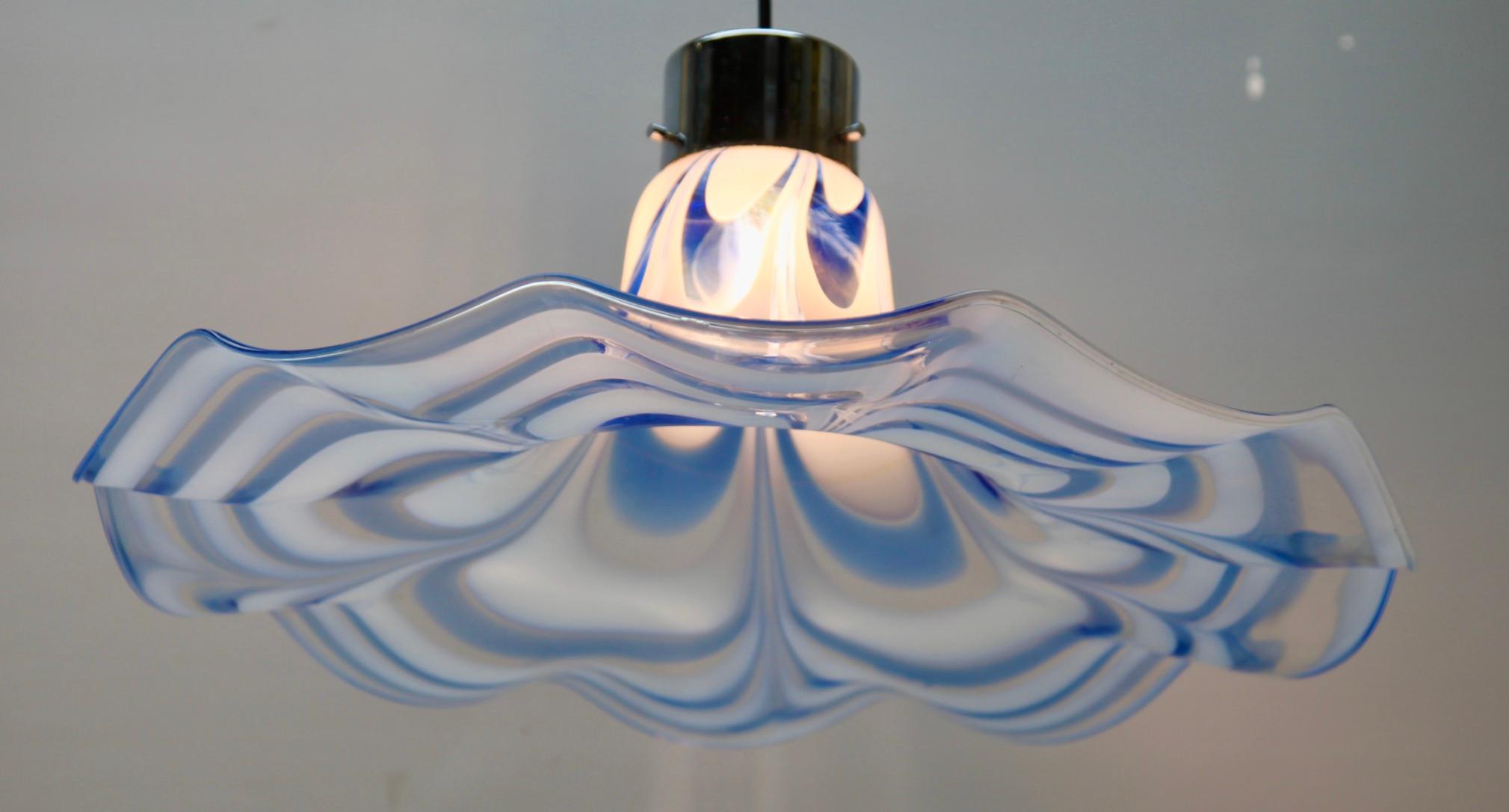 Hand-Crafted Mid-Century Modernist, Large Murano Pendant Lamp, Style of Carlo Nason 1960s
