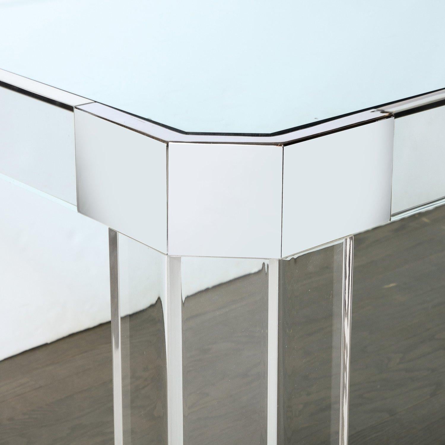 Mid-Century Modernist Lucite and Chrome Dining Table by Charles Hollis Jones In Excellent Condition For Sale In New York, NY