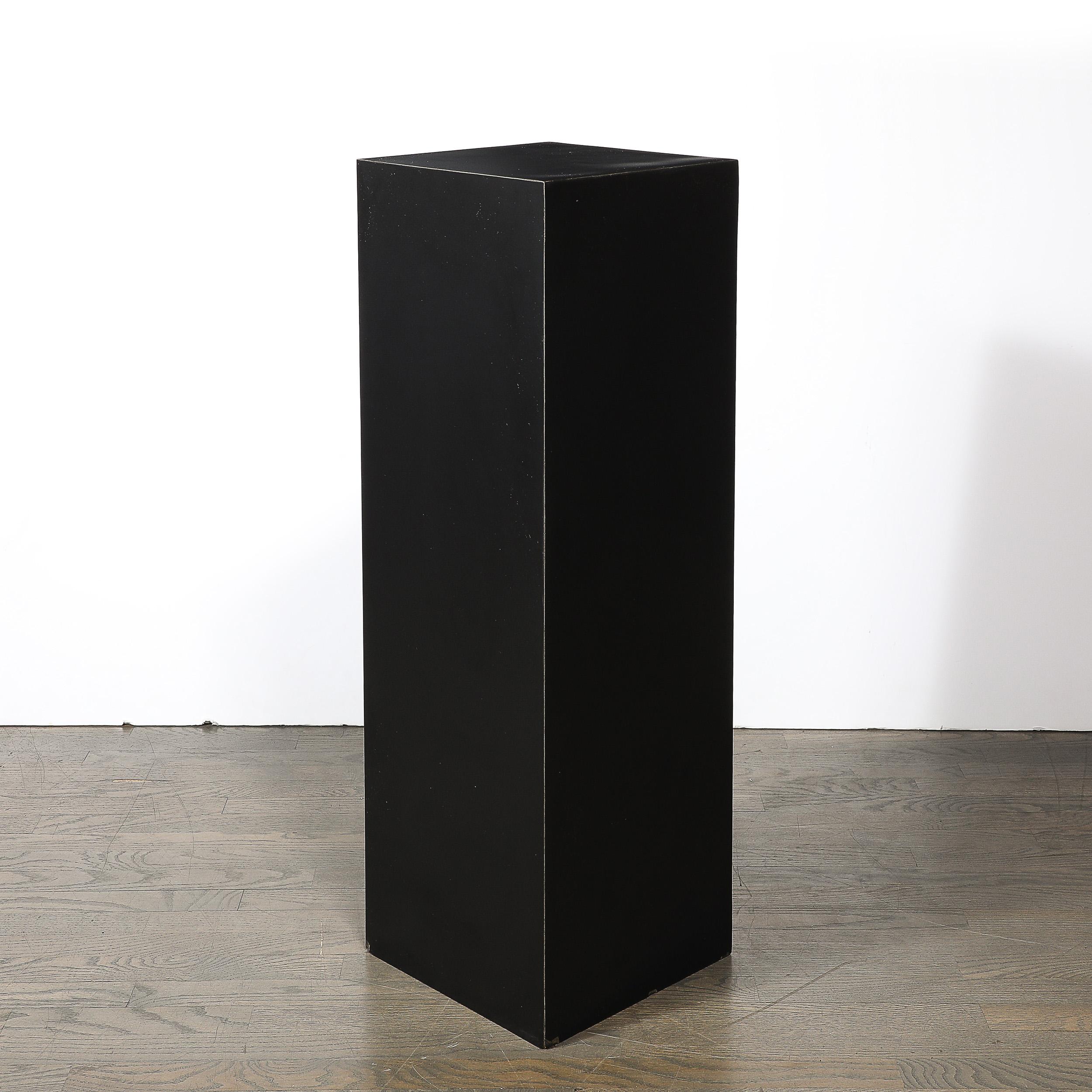 Mid-Century Modernist Matte Black Laminate Pedestal In Excellent Condition For Sale In New York, NY