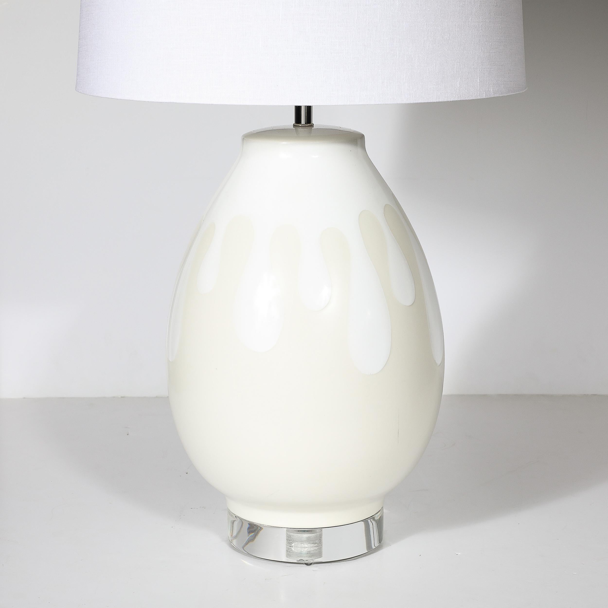 Lampes de table en céramique Off-White moderniste du milieu du siècle avec motif Graphic Splash en vente 6