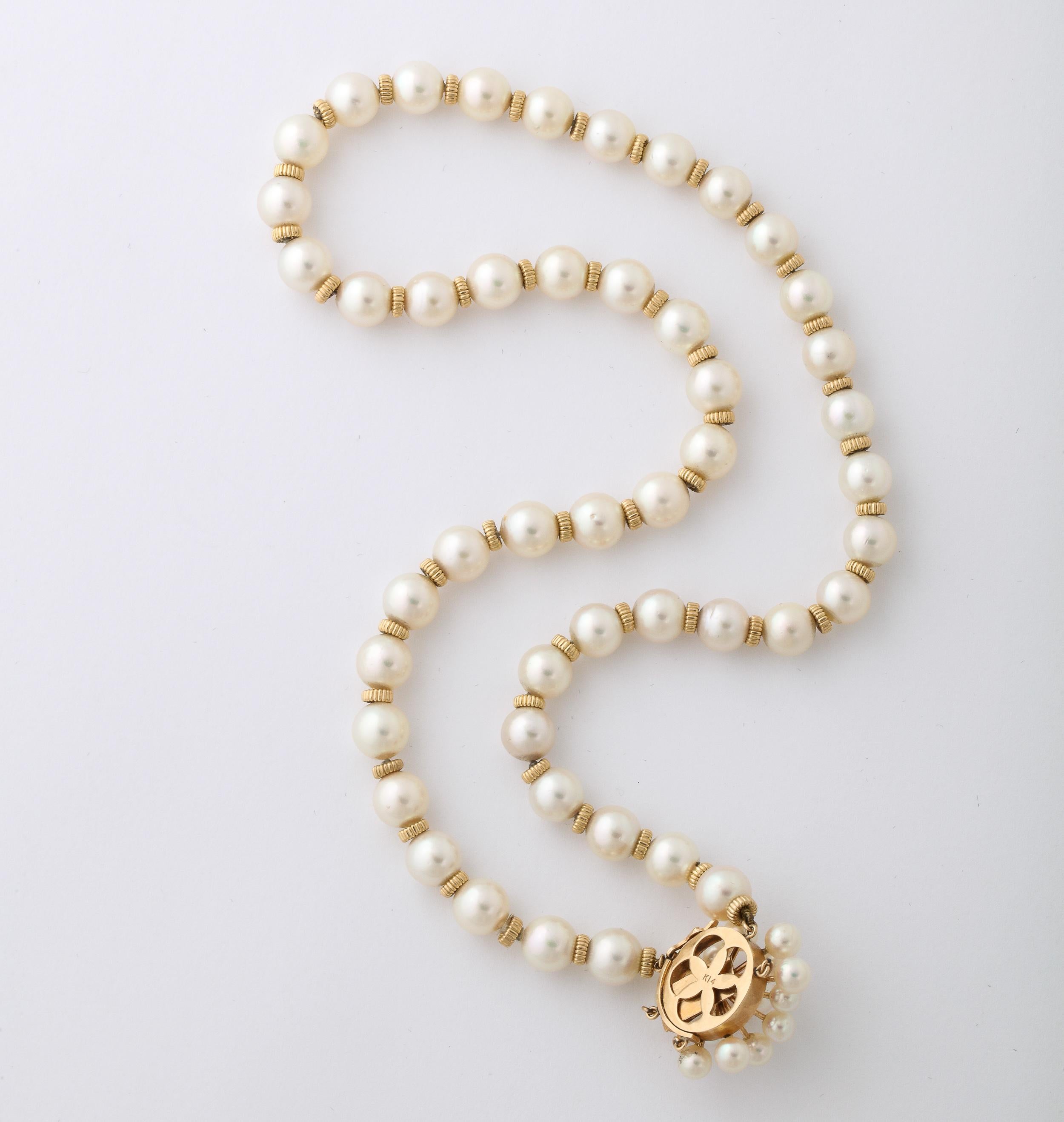Mid- century Modernist Pearl Necklace with Gold Spacers and Sputnik Clasp For Sale 3