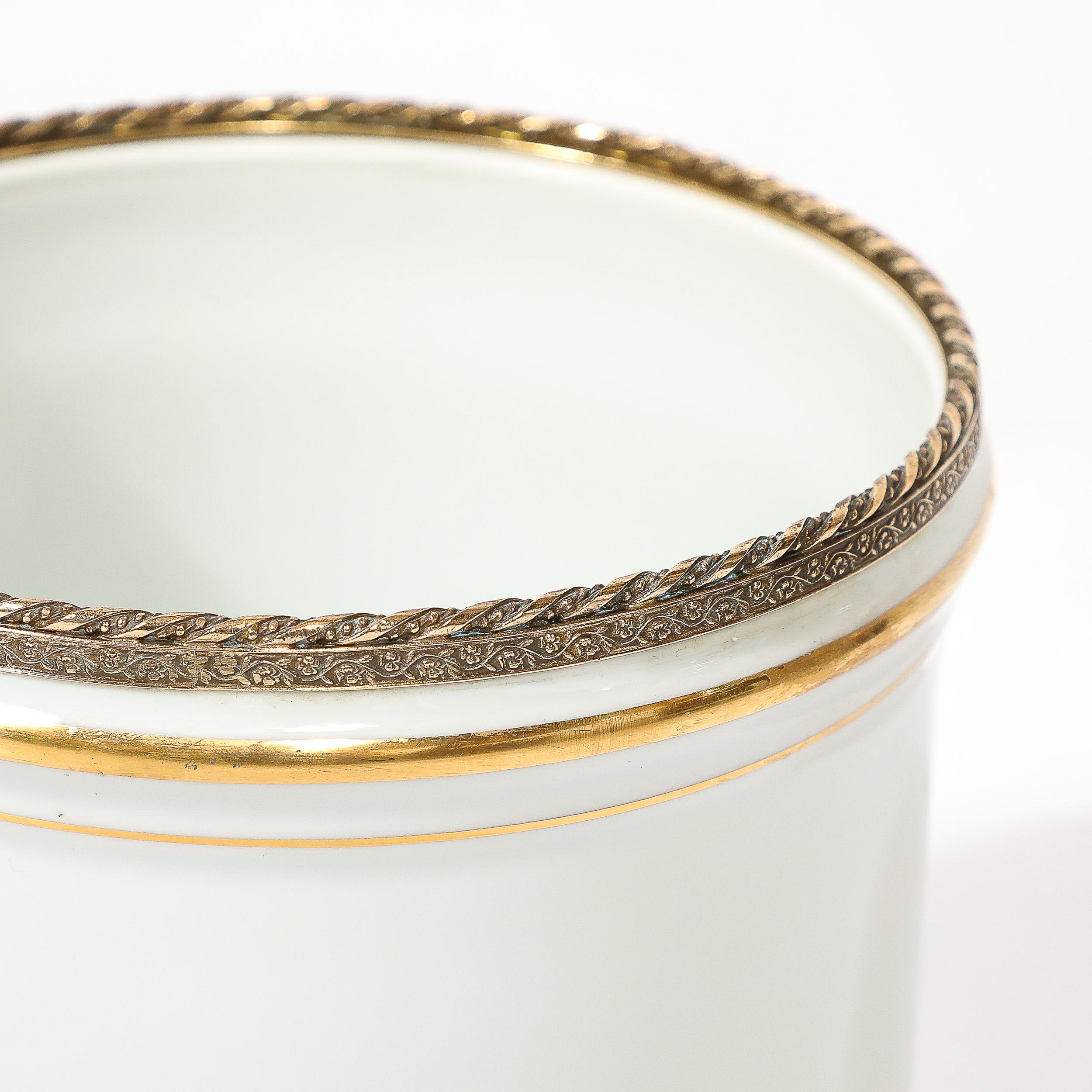 Mid-Century Modernist Porcelain Cachepot with Gilt Detailing by Limoges In Excellent Condition In New York, NY