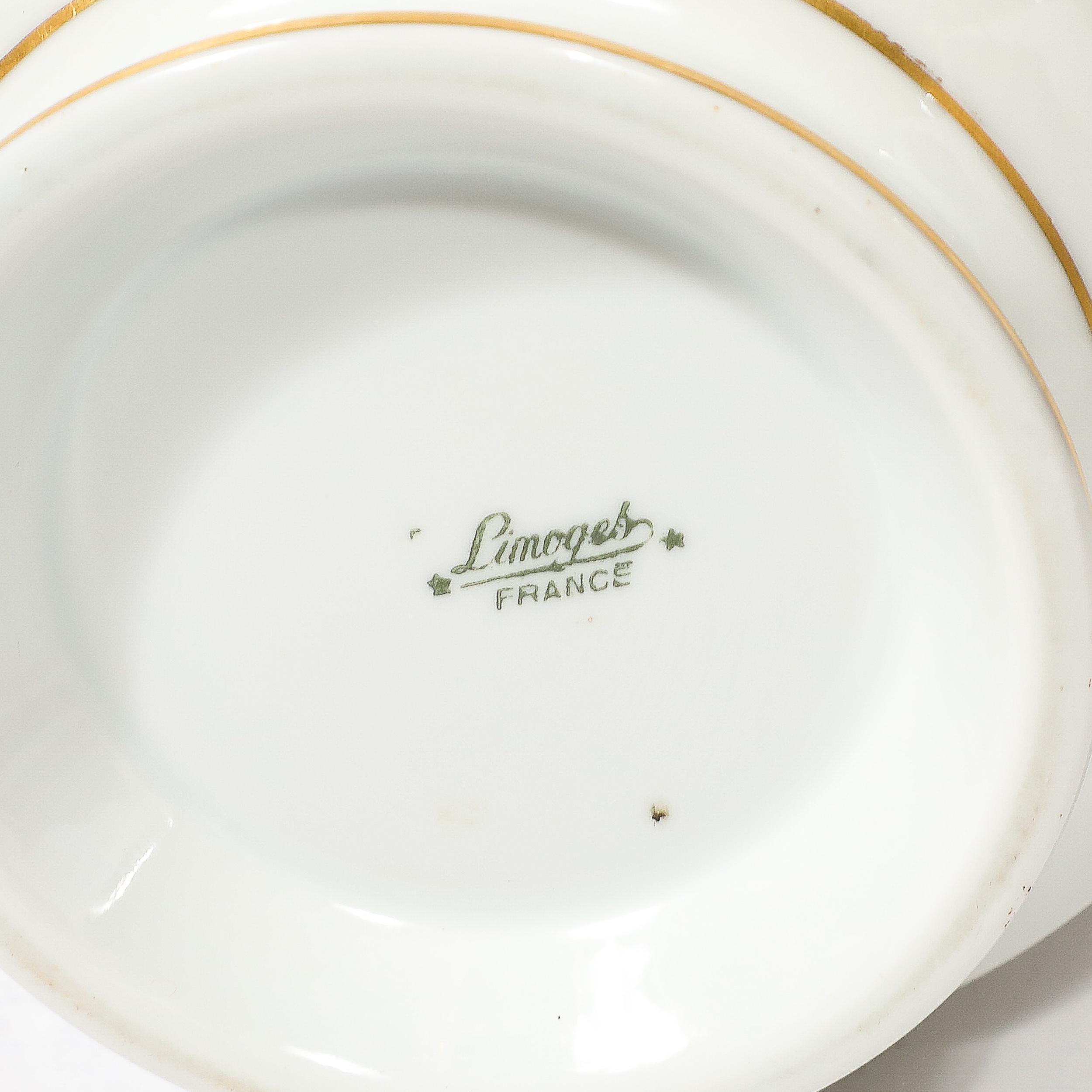 Mid-Century Modernist Porcelain Cachepot with Gilt Detailing by Limoges 4