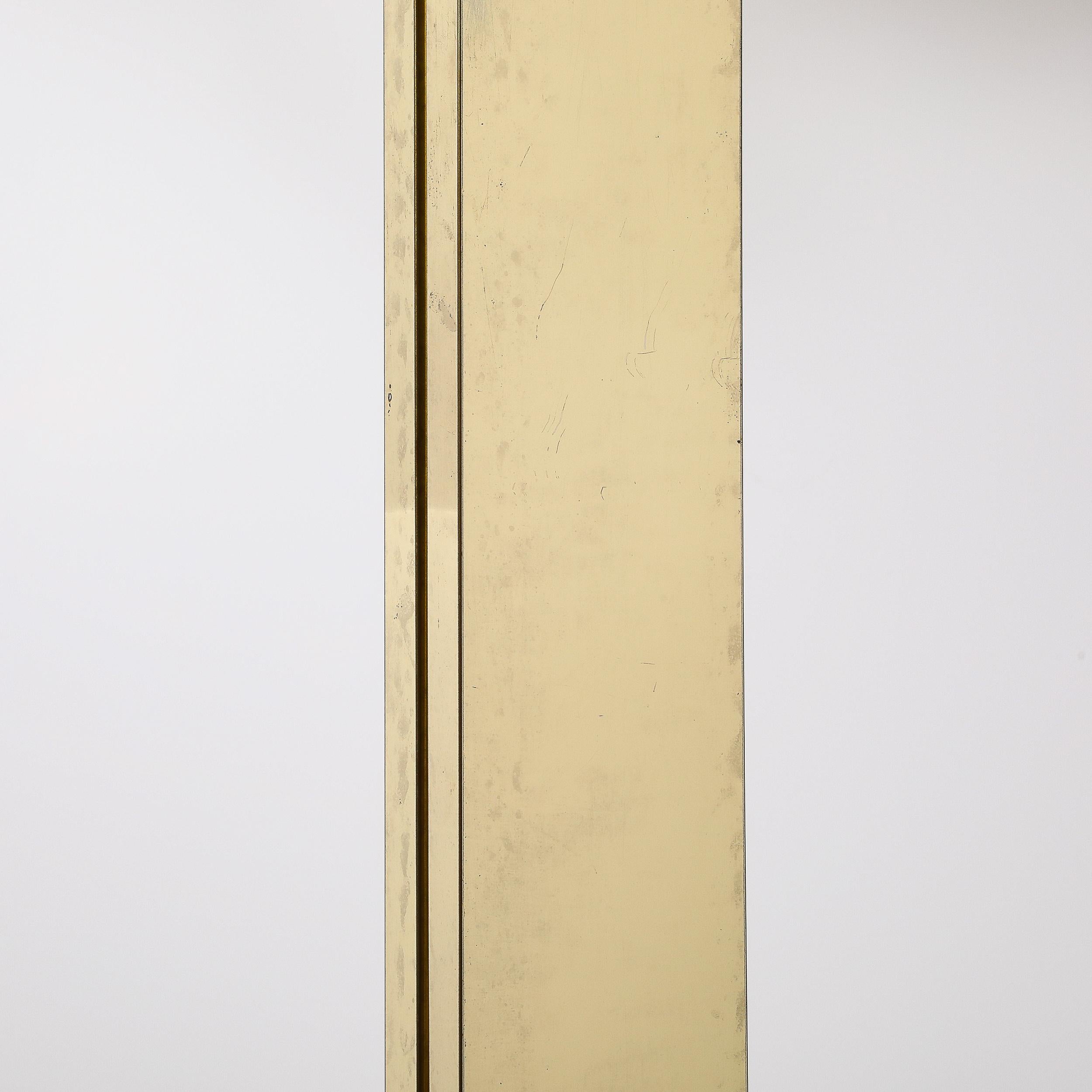 Mid-Century Modernist Rectilinear Floor Lamp in Brass & Black Enamel For Sale 1