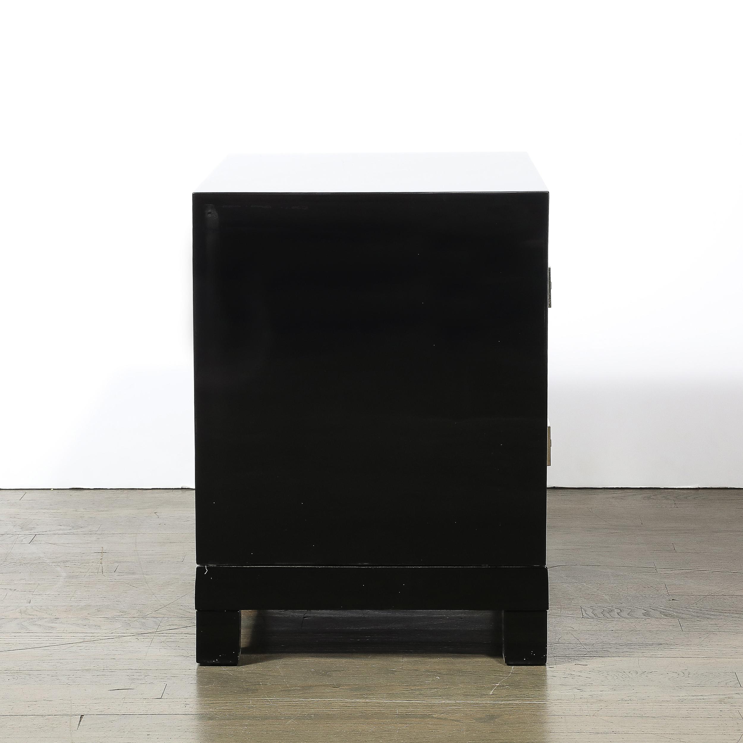 Mid-Century Modernist Rectilinear Nightstands in Black Lacquer with Greek Pulls For Sale 4