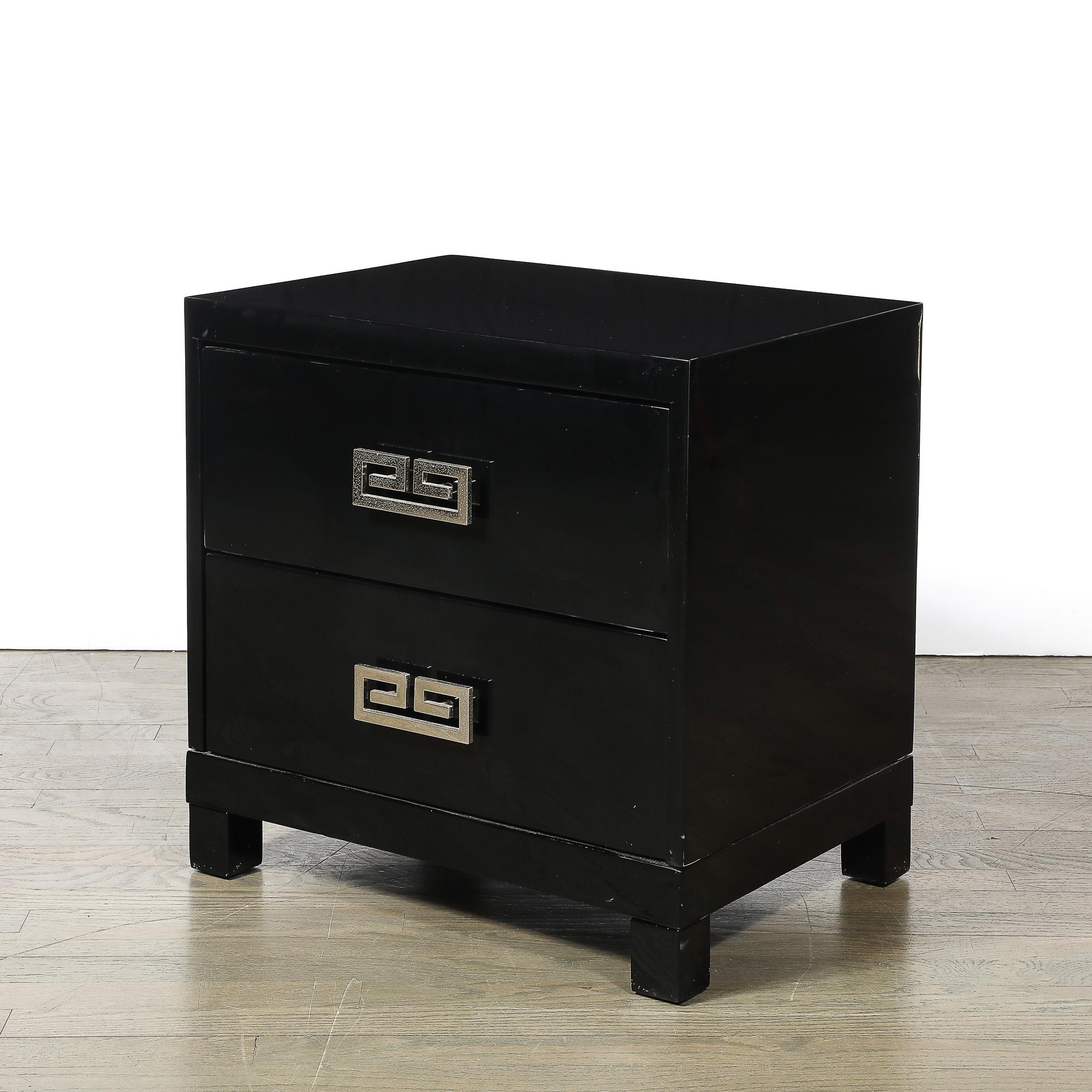Mid-Century Modernist Rectilinear Nightstands in Black Lacquer with Greek Pulls In Excellent Condition For Sale In New York, NY
