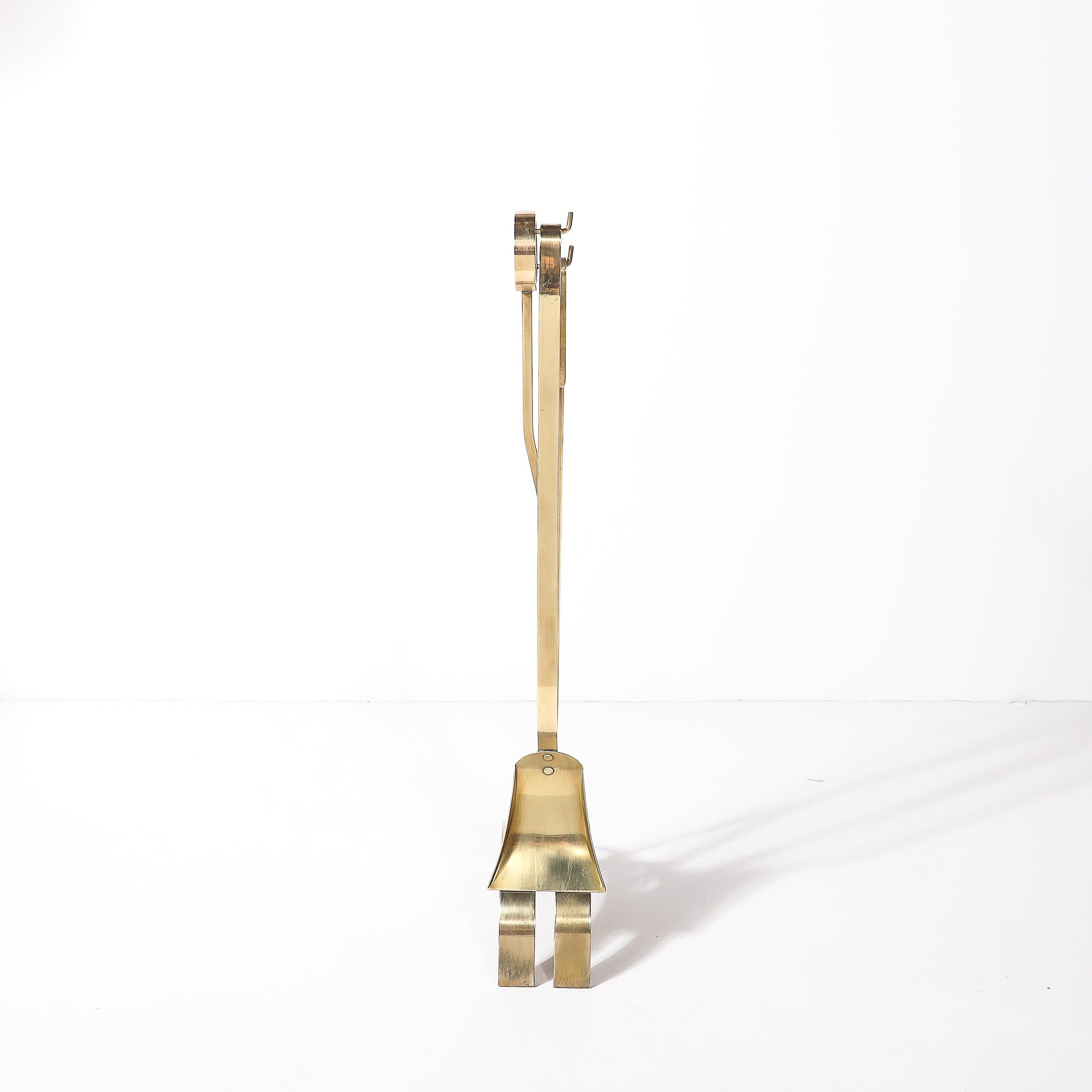 Mid-Century Modernist Sculptural Polished Brass Fire Tool Set by Donald Deskey en venta 6