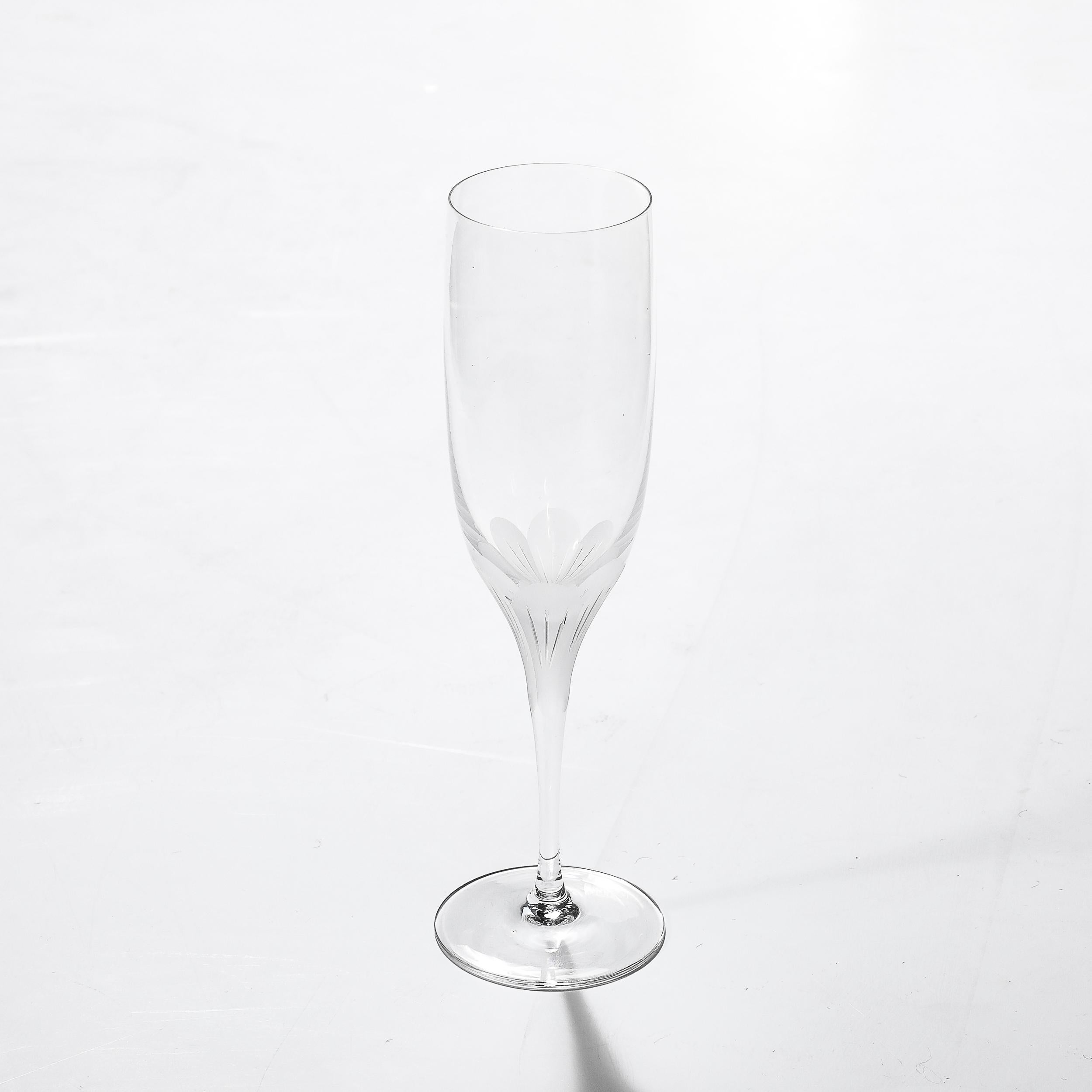 Français Service de verres en cristal taillé à motif Primavera de Sèvres, moderniste du milieu du siècle dernier en vente