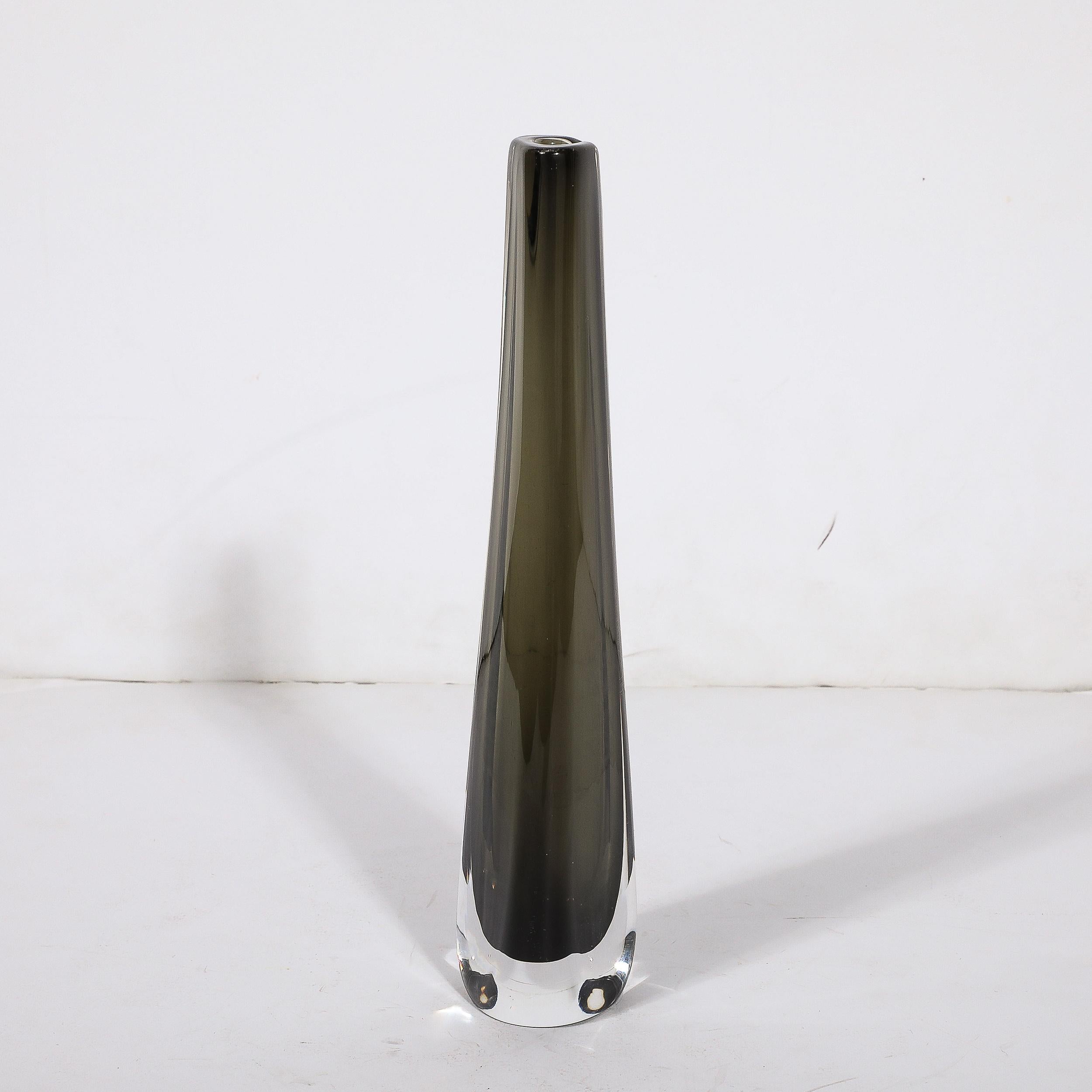 Mid-Century Modernist Slender Smoked Glass Vase by Nils Landberg for Orrefors For Sale 8