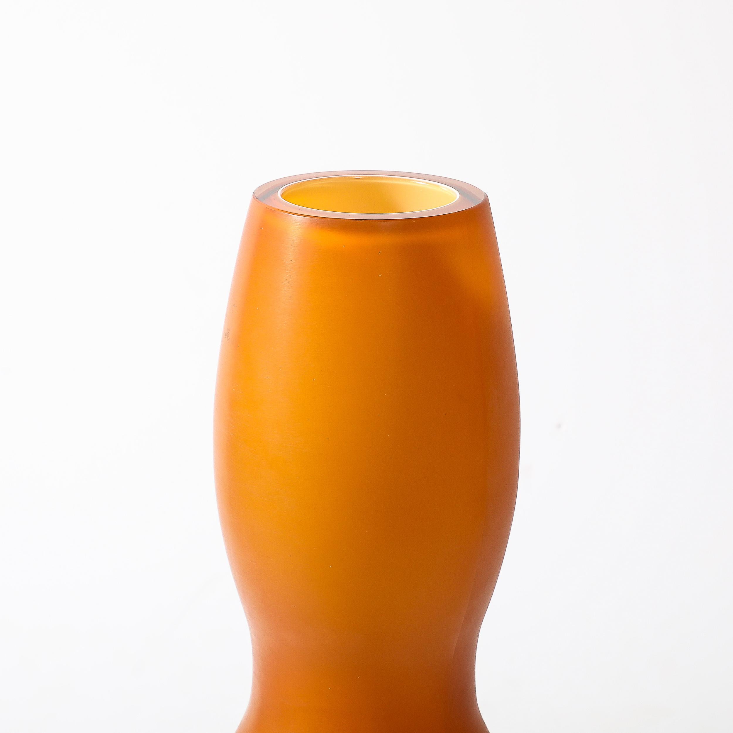 Vase aus mundgeblasenem Murano-Glas von Venini (Mitte des Jahrhunderts), Rauch-Bernstein im Zustand „Hervorragend“ im Angebot in New York, NY