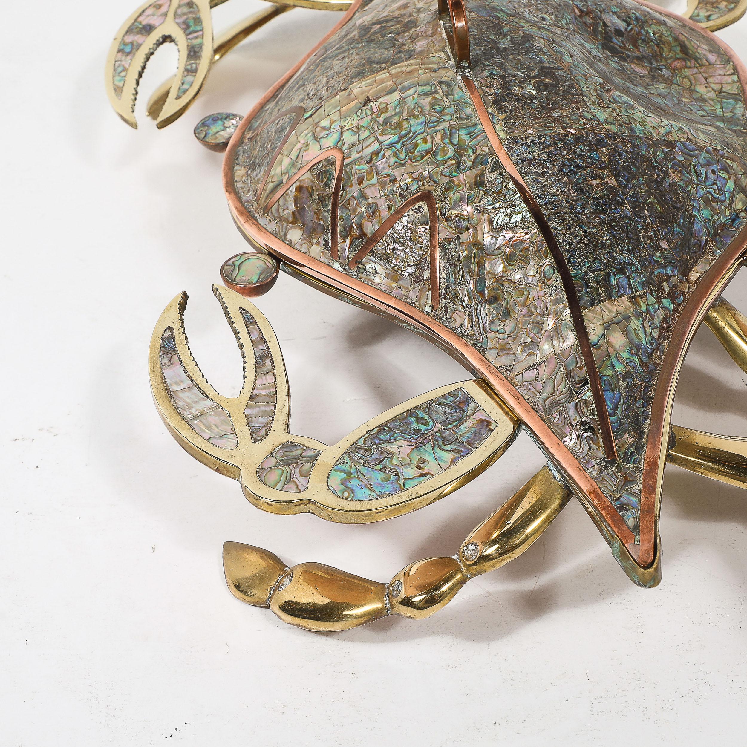 Boîte à crabes en cuivre et laiton sculpturale et ormeau tessellés, moderniste du milieu du siècle en vente 5