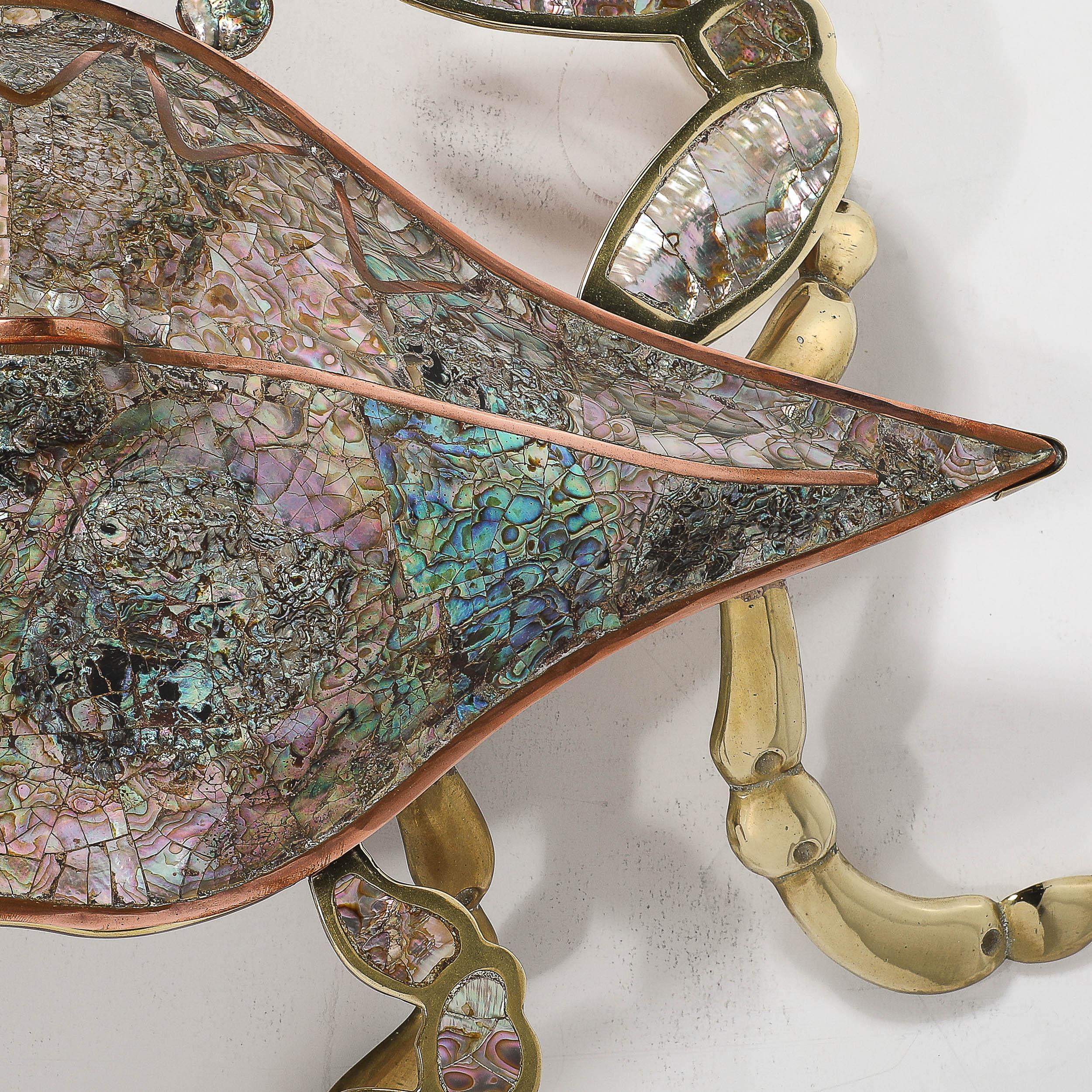 Boîte à crabes en cuivre et laiton sculpturale et ormeau tessellés, moderniste du milieu du siècle en vente 8