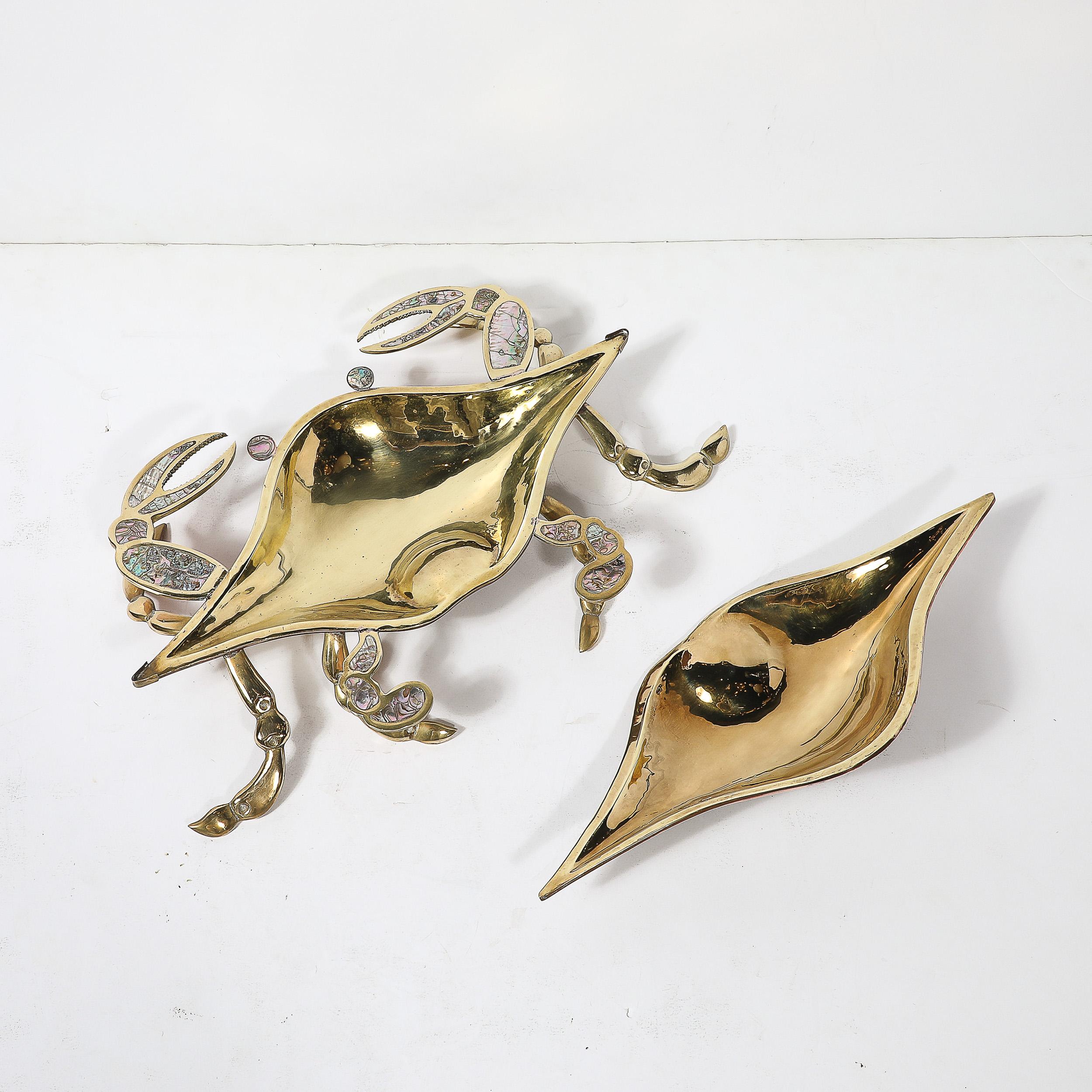 Boîte à crabes en cuivre et laiton sculpturale et ormeau tessellés, moderniste du milieu du siècle en vente 11