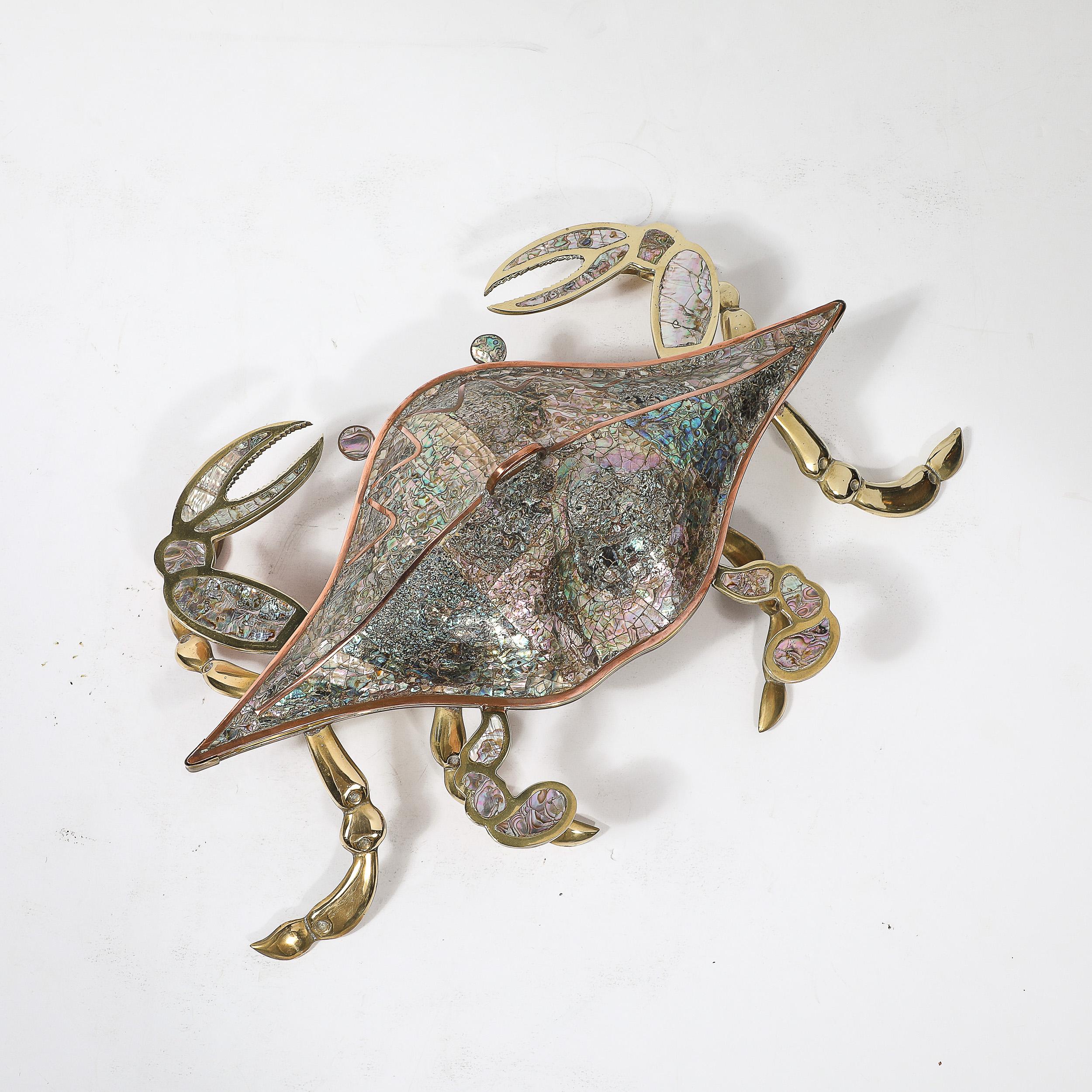 Boîte à crabes en cuivre et laiton sculpturale et ormeau tessellés, moderniste du milieu du siècle en vente 12