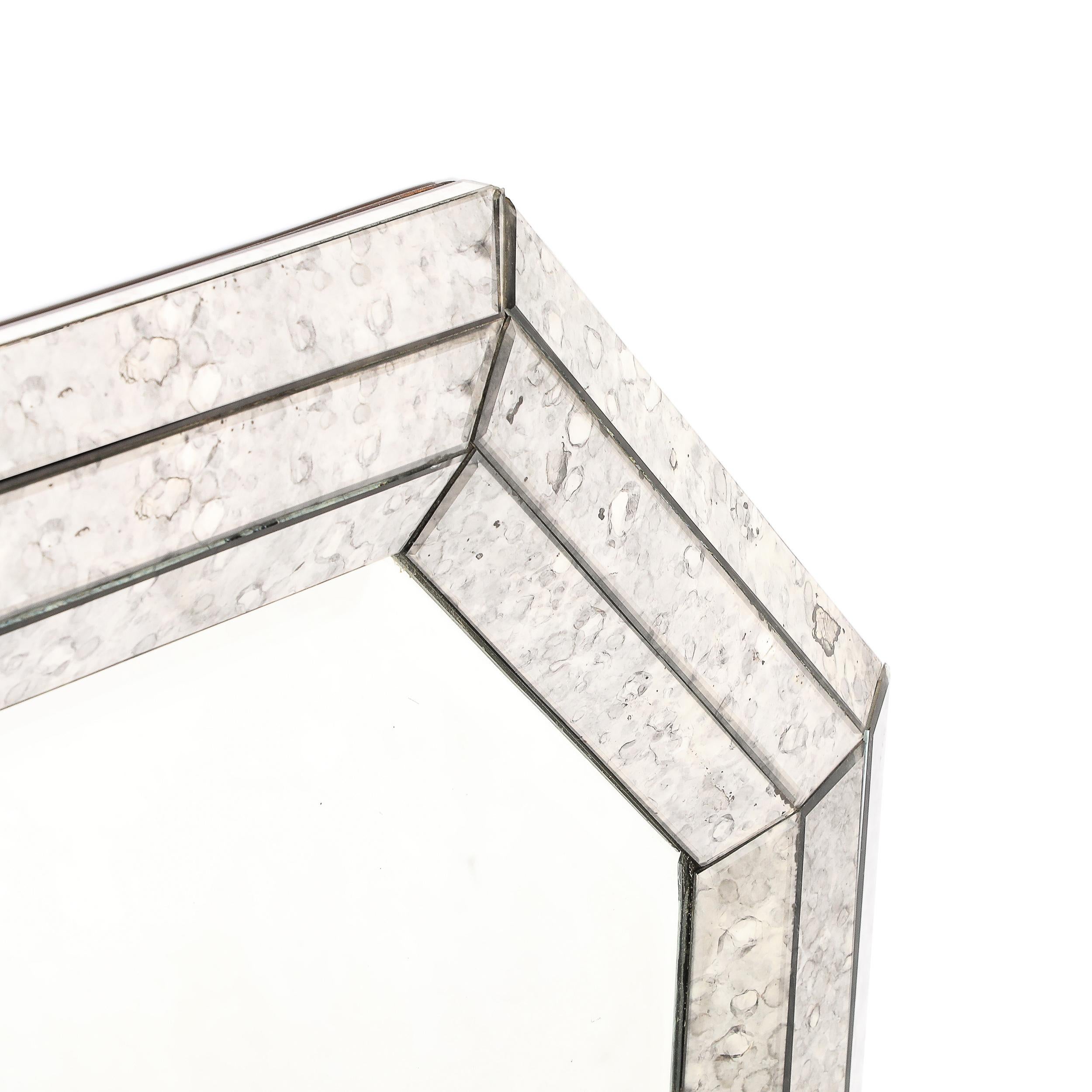 Bordure de miroir octogonal tessellée fumée, de style moderne du milieu du siècle dernier en vente 2