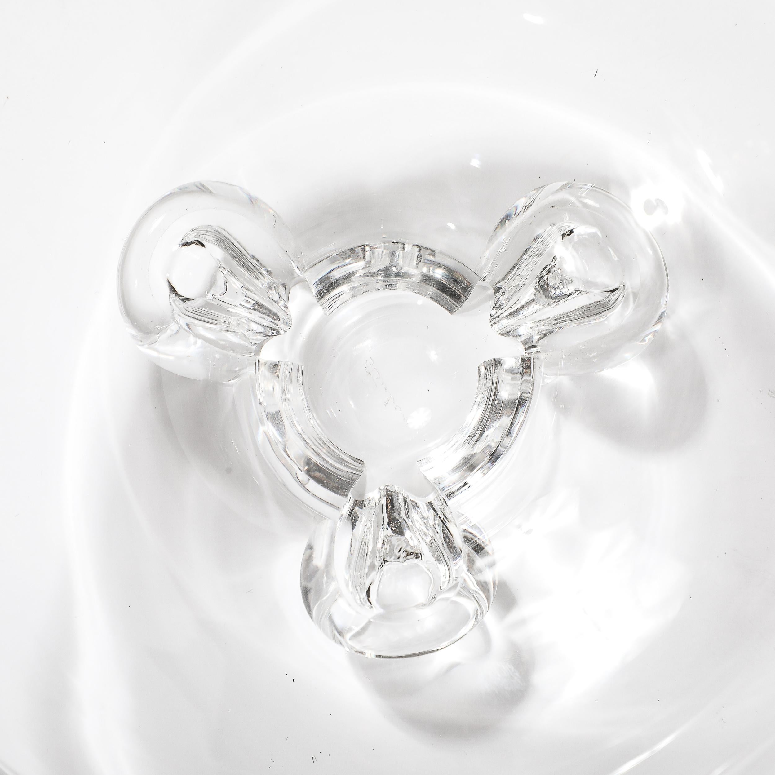 Mid-Century Modernist Three Footed Crystal Bowl by Steuben In Excellent Condition In New York, NY