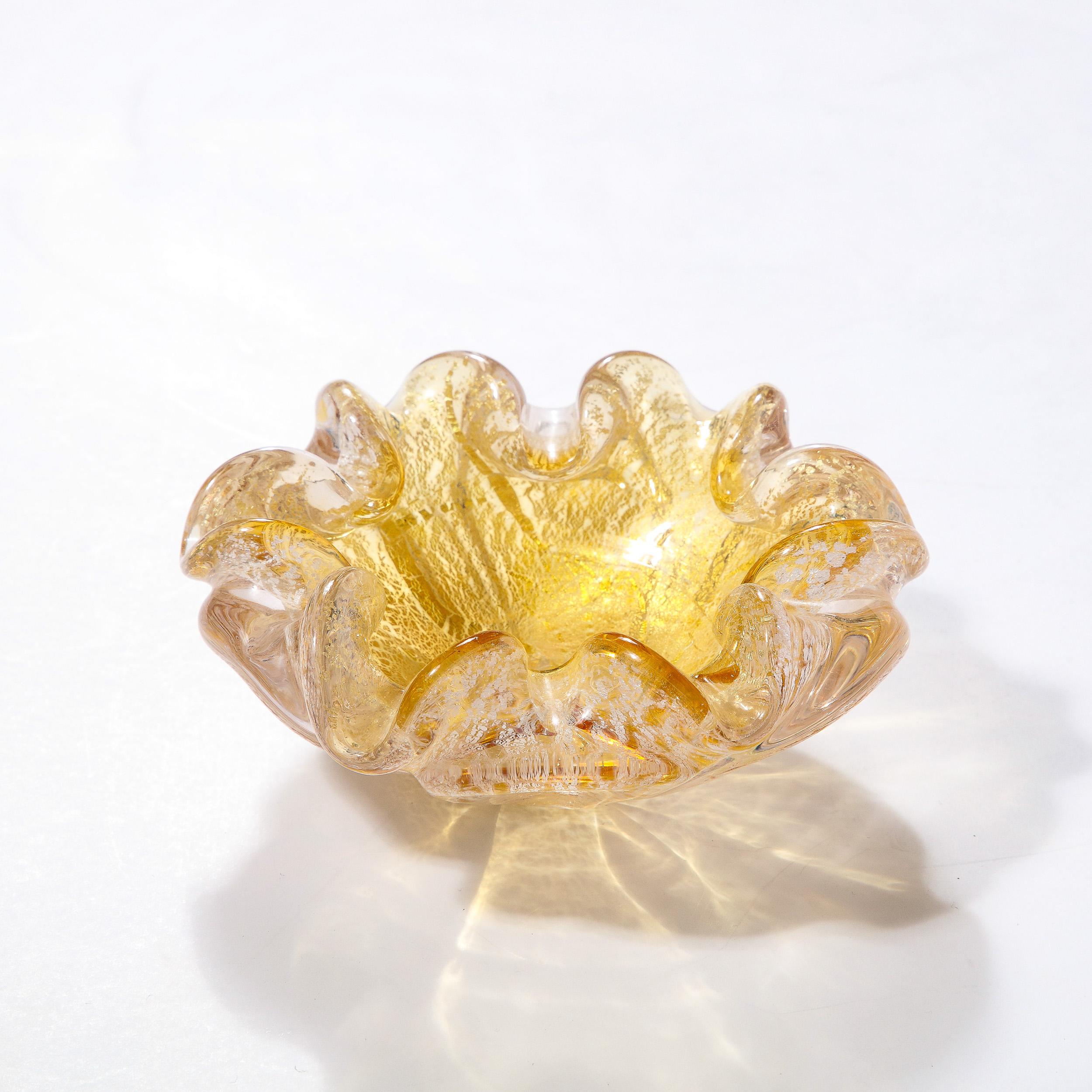 Mid-Century Modernist Transluzentes mundgeblasenes Murano & 24K Gold Glas Schale im Angebot 1