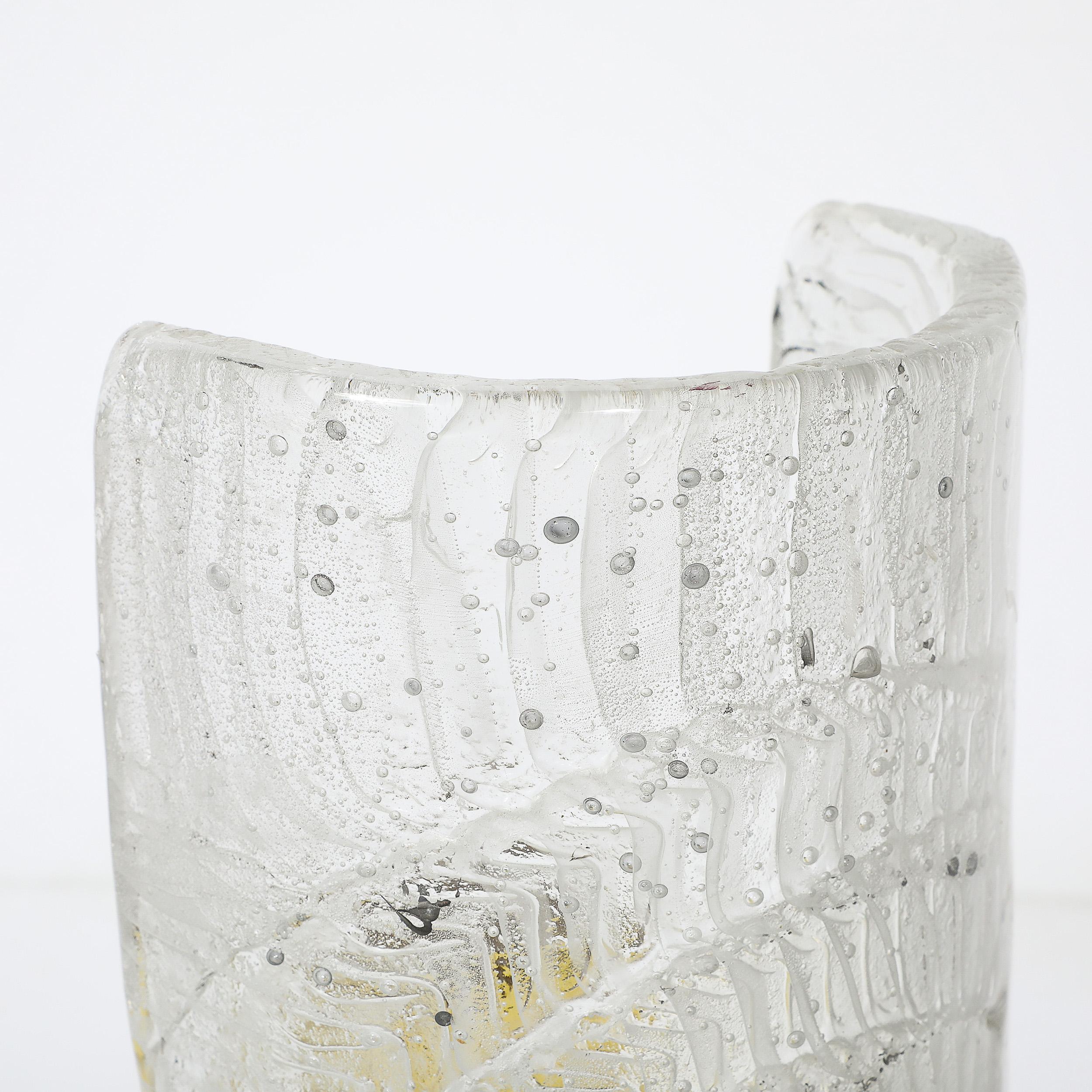 Mid-Century Modernist Transluzentes Murano Glas Uplight W/Texturierte Spirale (Muranoglas) im Angebot