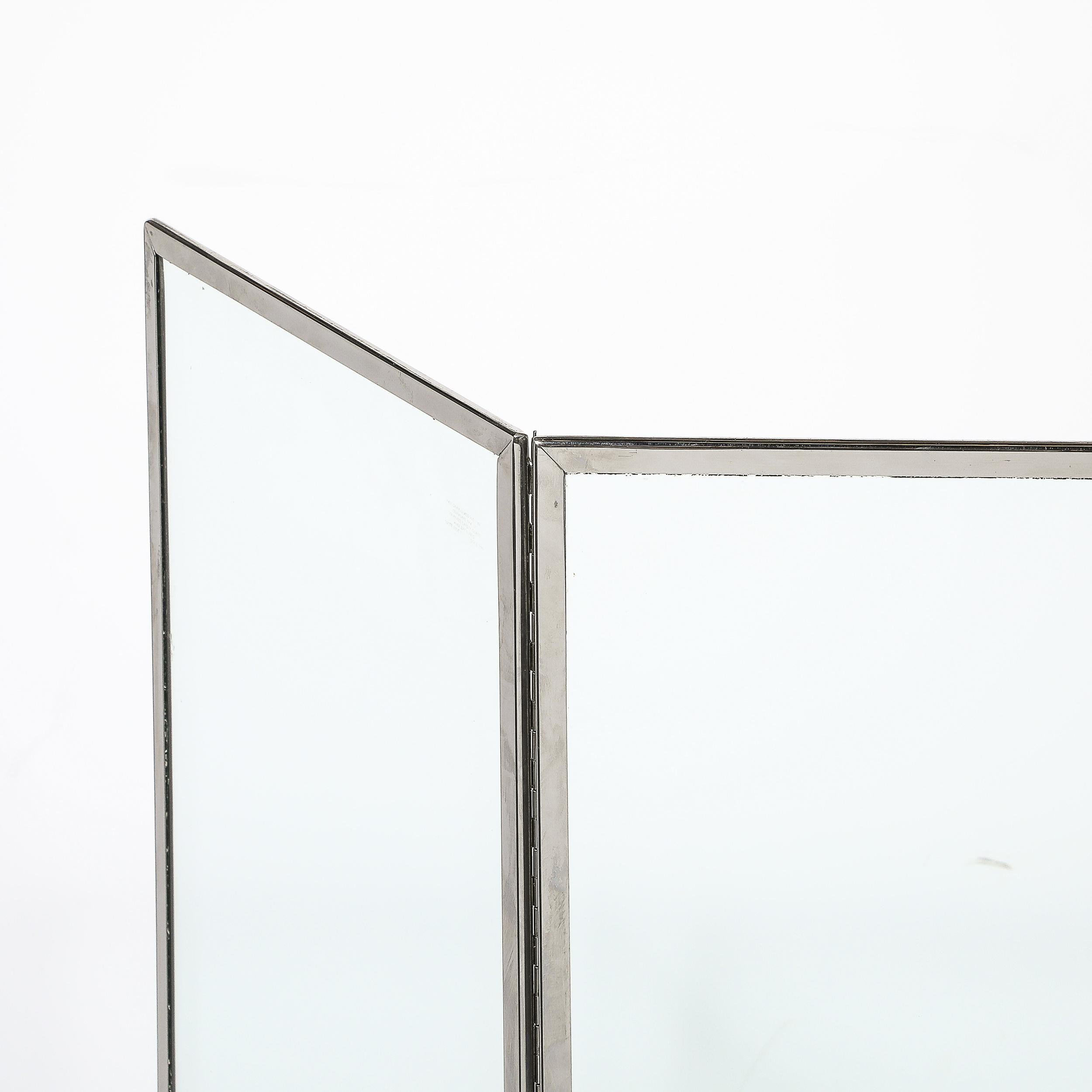 Pare-feu moderniste du milieu du siècle dernier à trois volets en chrome et verre Excellent état - En vente à New York, NY
