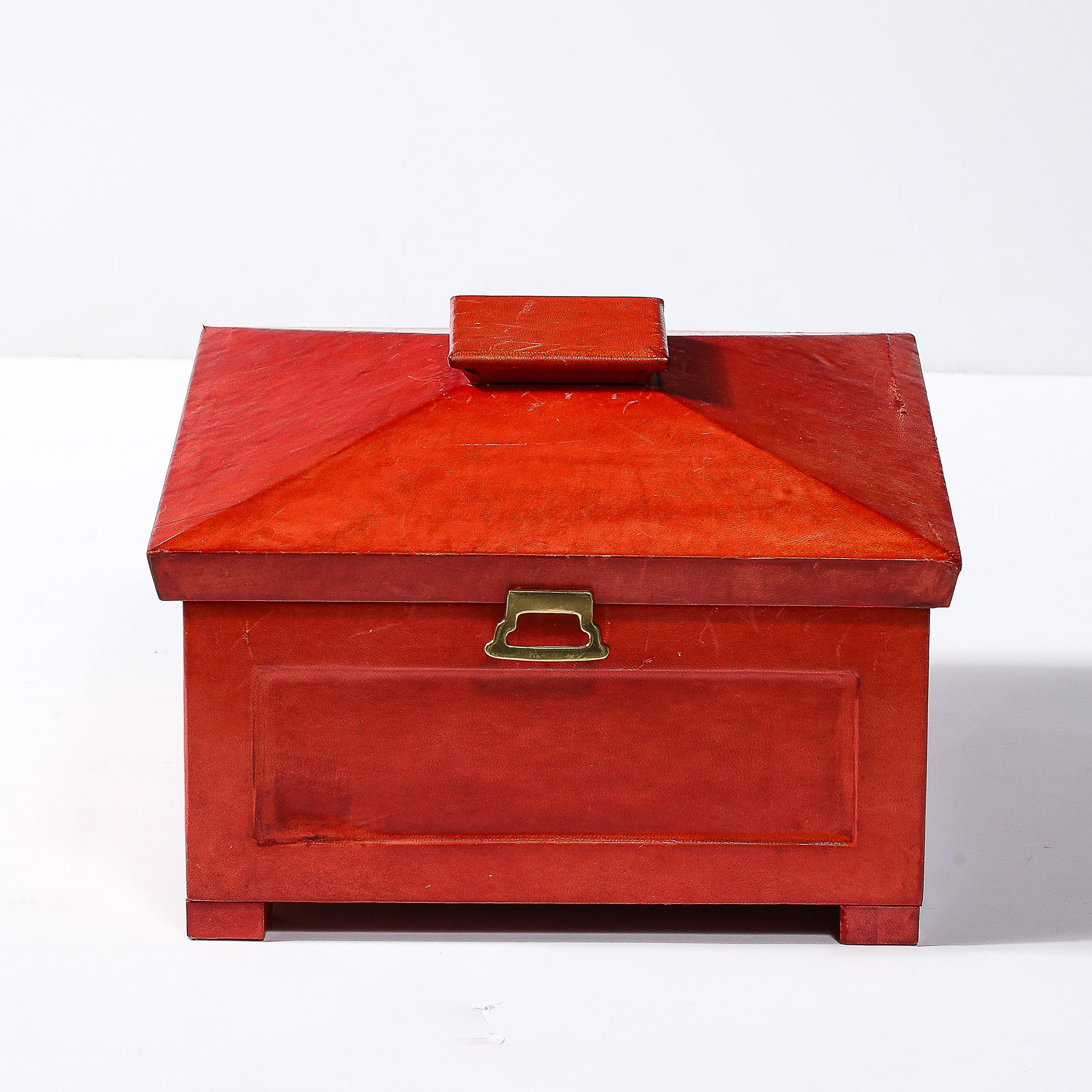 Caja modernista de mediados de siglo de piel de cabra lacada en rojo bermellón de Karl Springer Moderno de mediados de siglo en venta