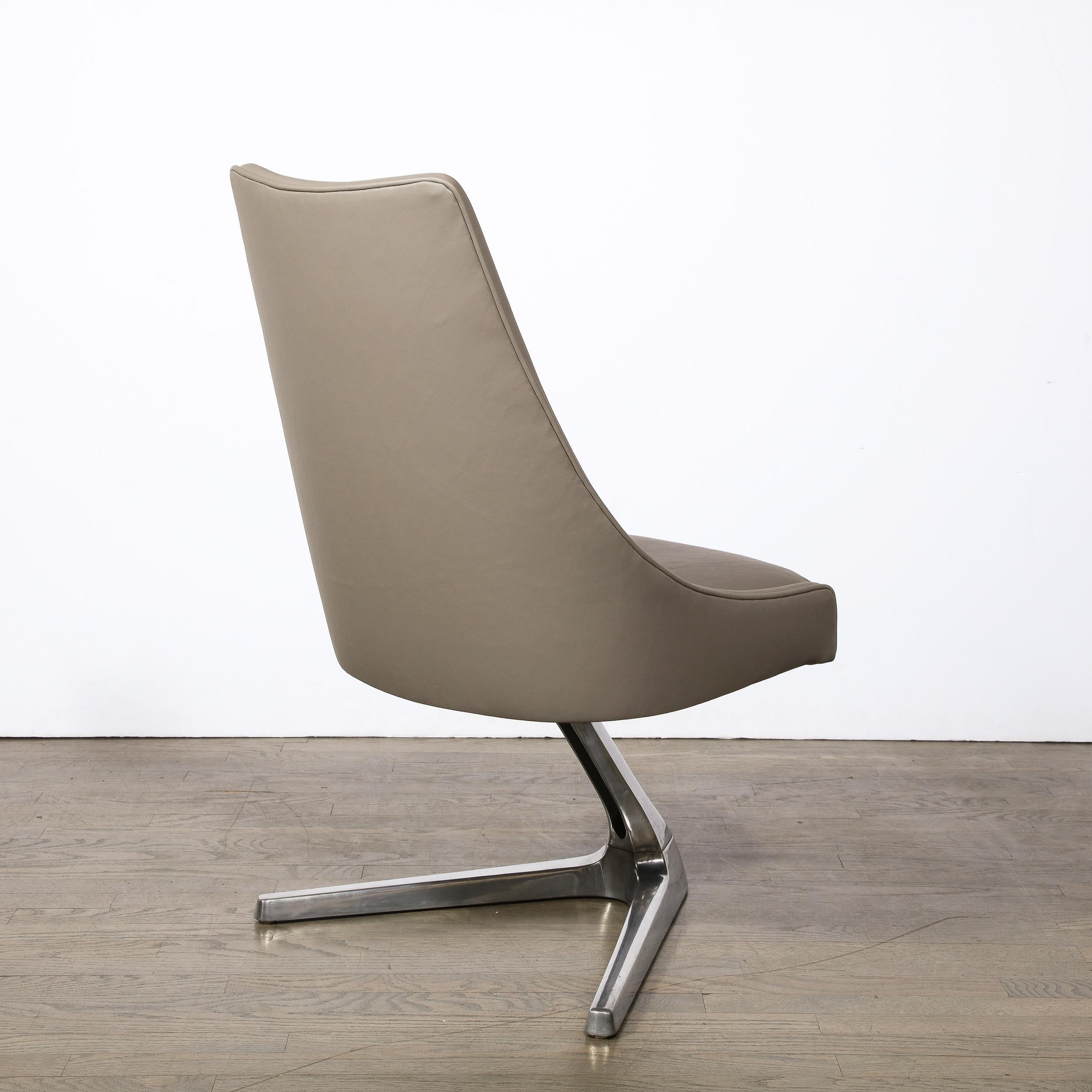 Mid-Century Modernist Chromecraft Sculpta Unicorn Swivel Chair In Excellent Condition For Sale In New York, NY