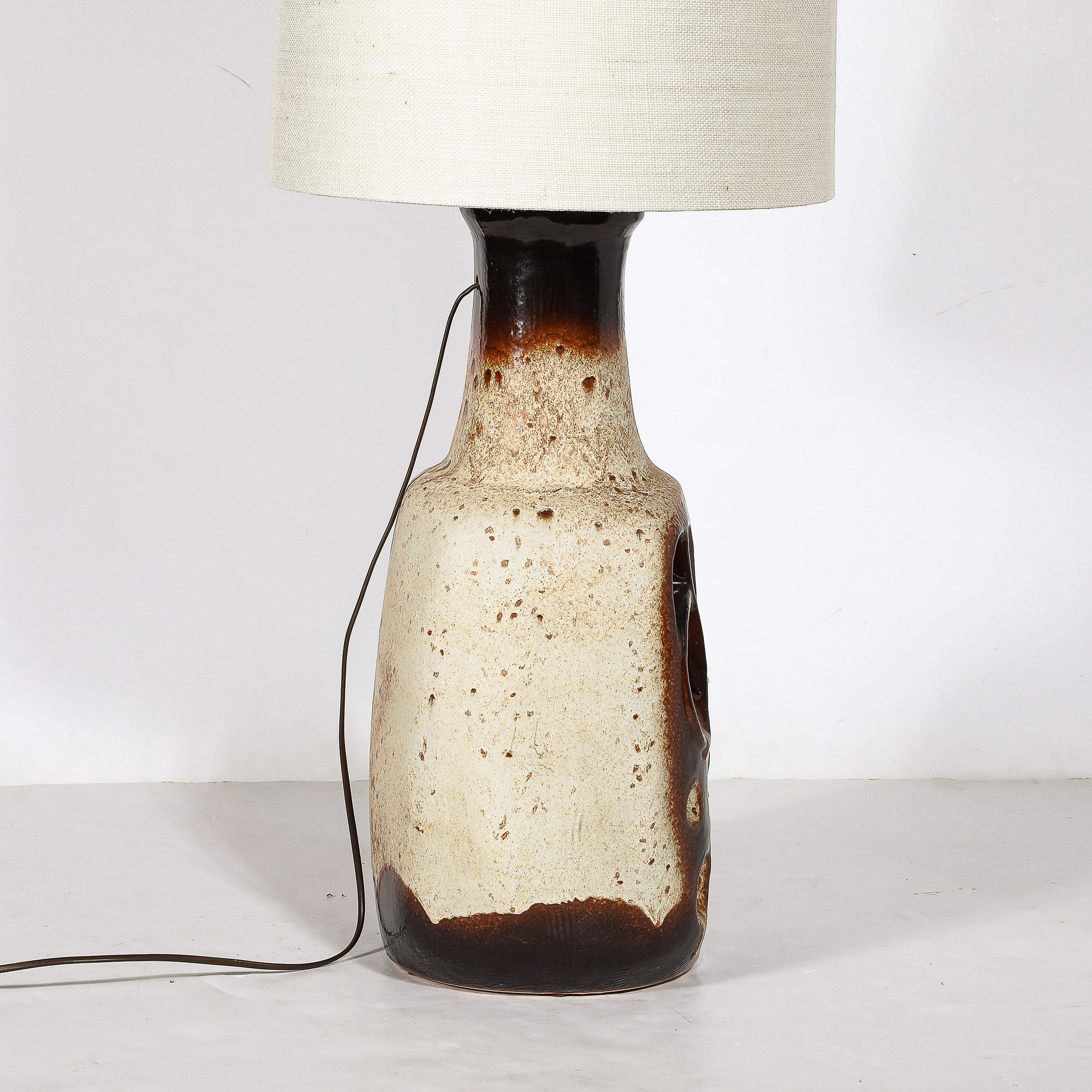 Lampe de bureau moderniste du milieu du siècle dernier en céramique vernissée volcanique de Hustadt Leuchten en vente 1