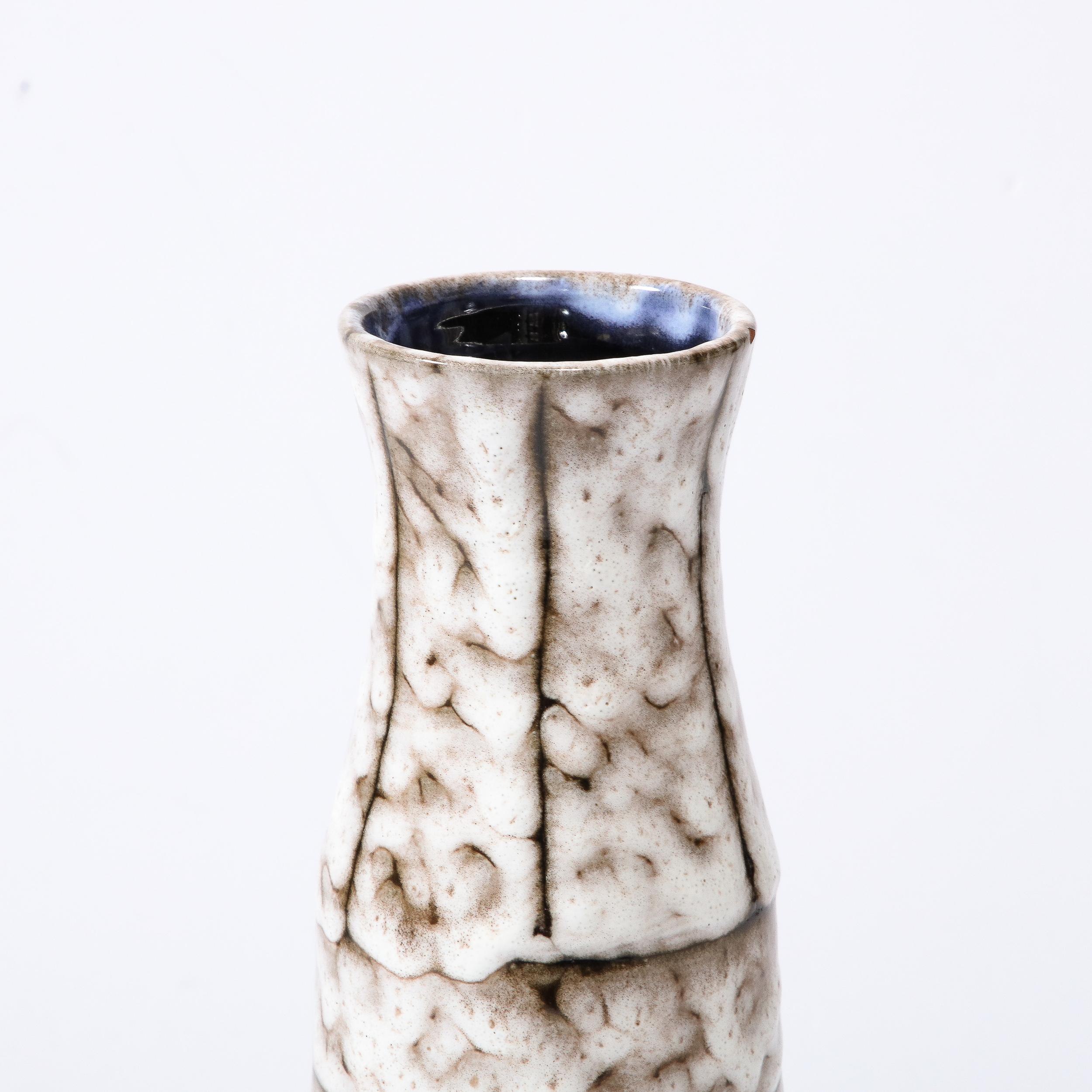 Mid-Century Modernist White and Earth Toned Ceramic Vase with Banded Detailing In Excellent Condition For Sale In New York, NY