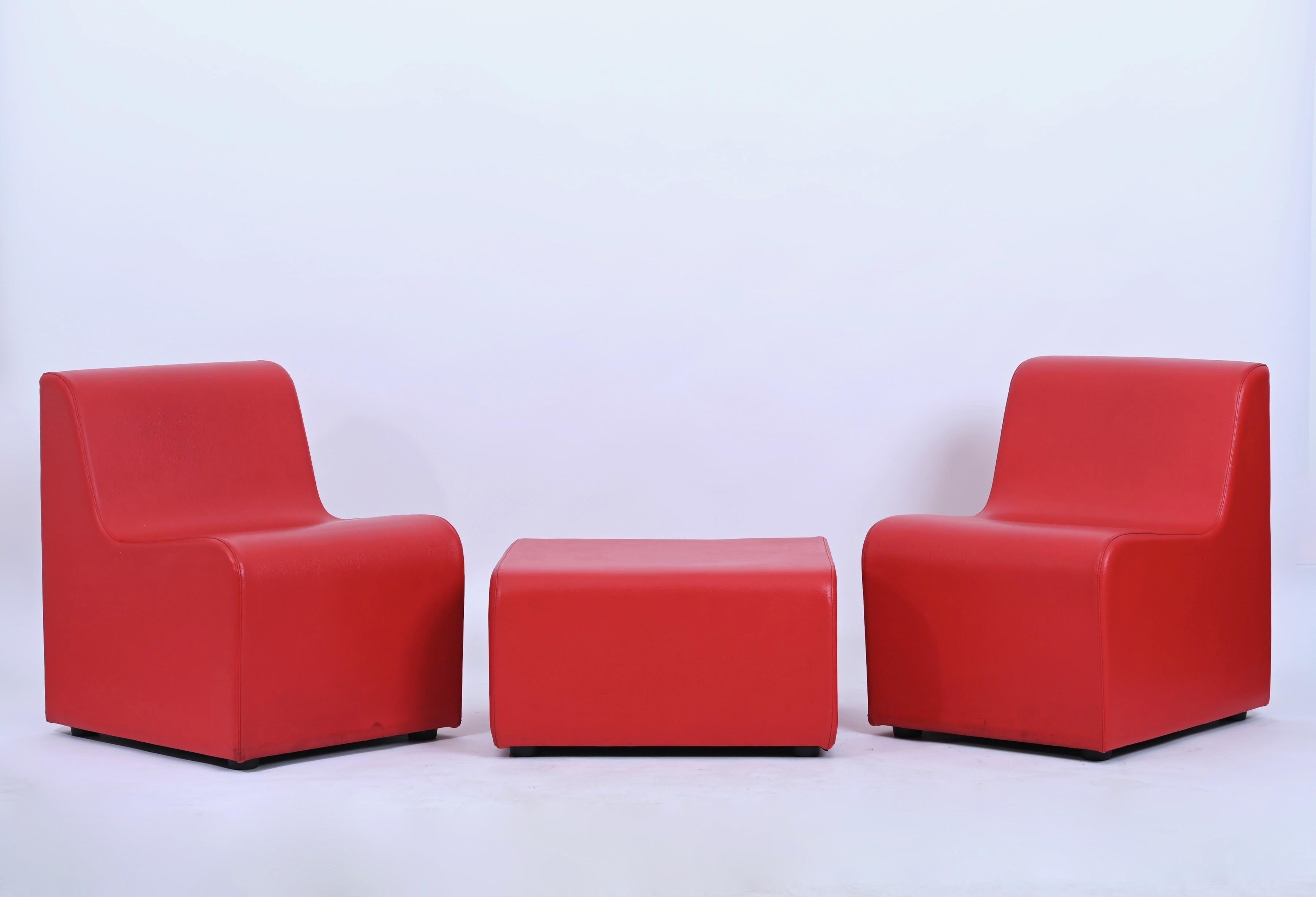 Mid-Century Modular Armchairs, Red Leatherette Living Room Set, Italy 1980s For Sale 4