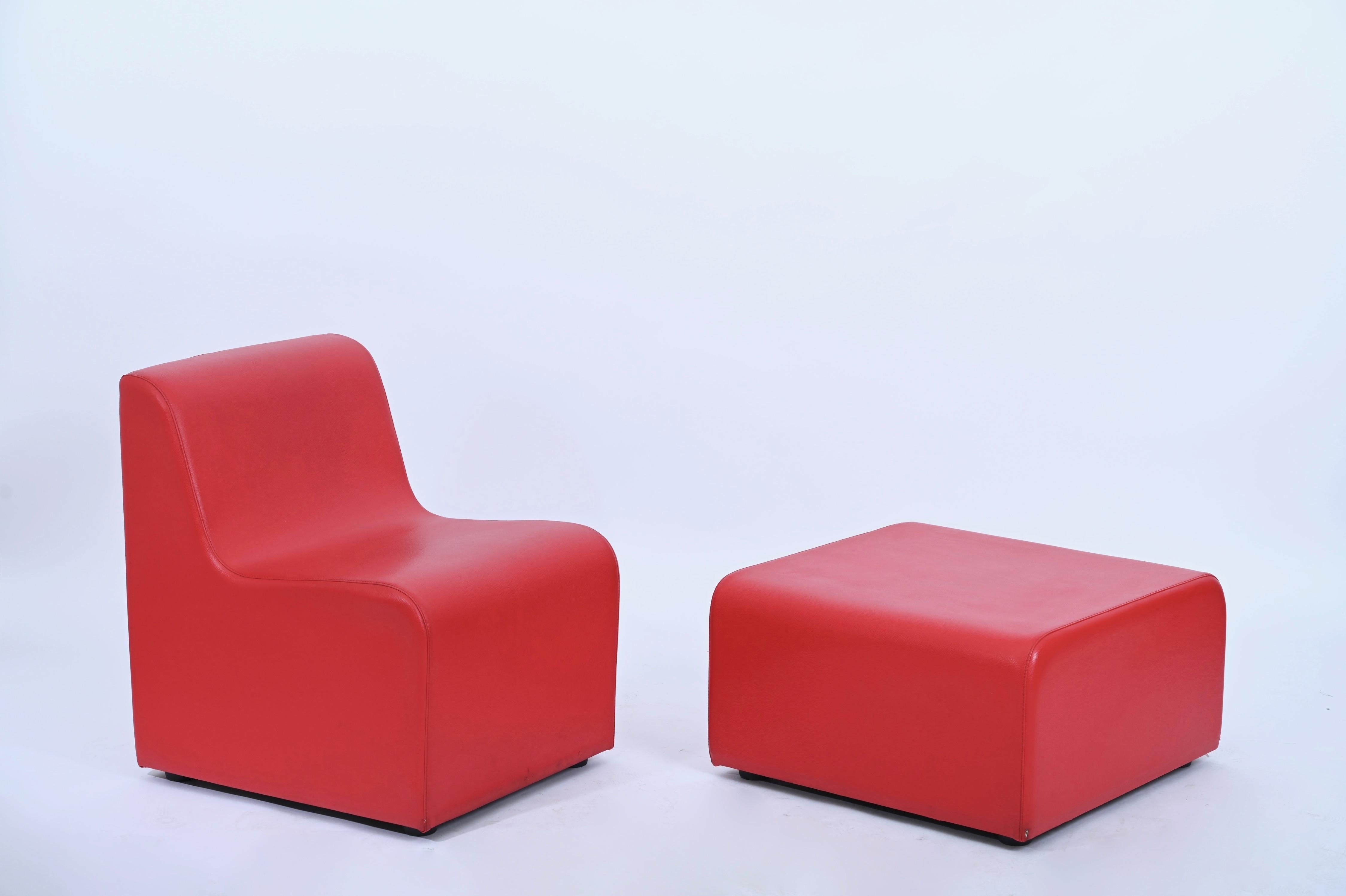 Fauteuils modulaires du milieu du siècle dernier, ensemble de salon en similicuir rouge, Italie, années 1980 en vente 8