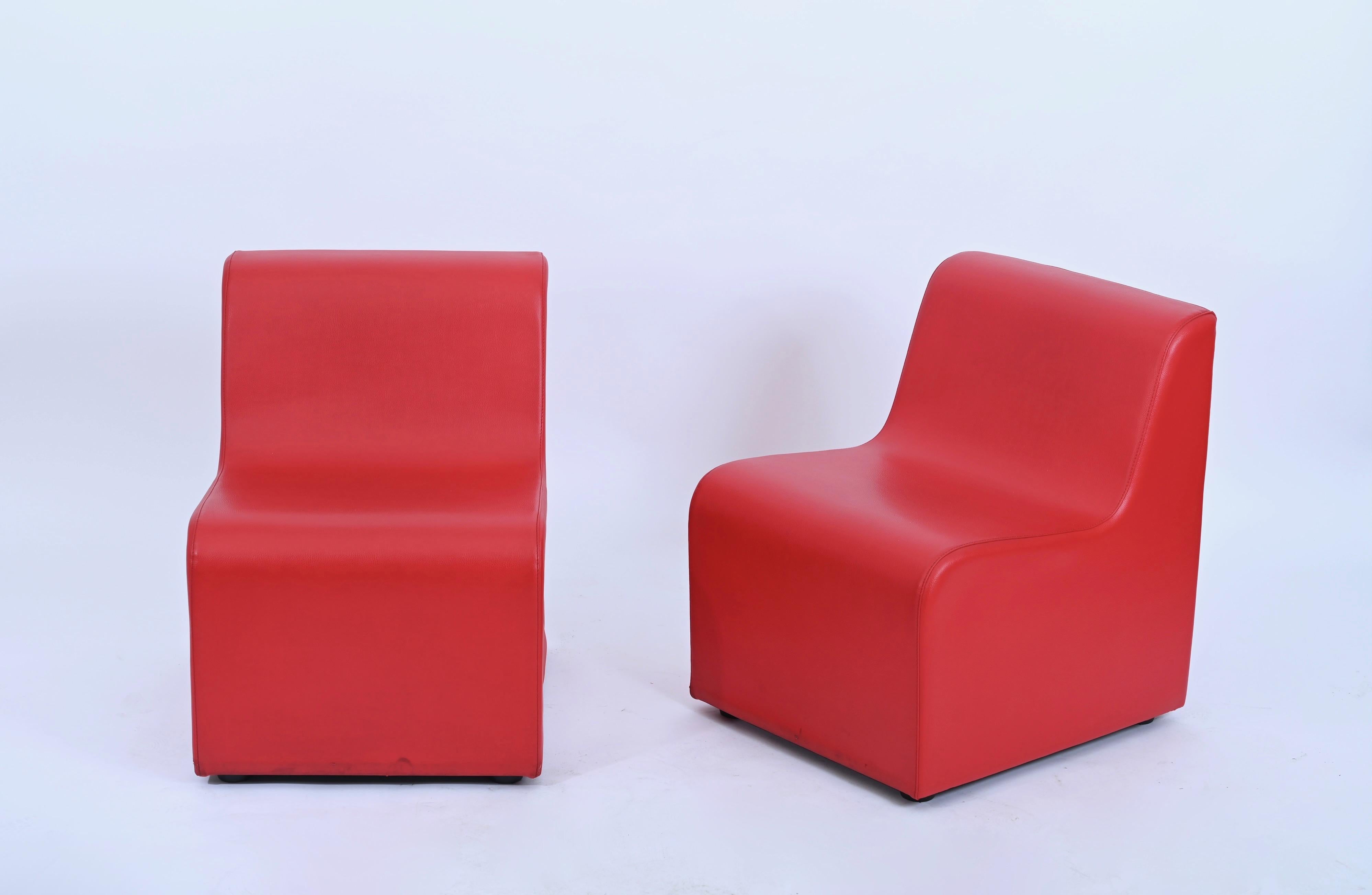 Mid-Century Modern Mid-Century Modular Armchairs, Red Leatherette Living Room Set, Italy 1980s For Sale