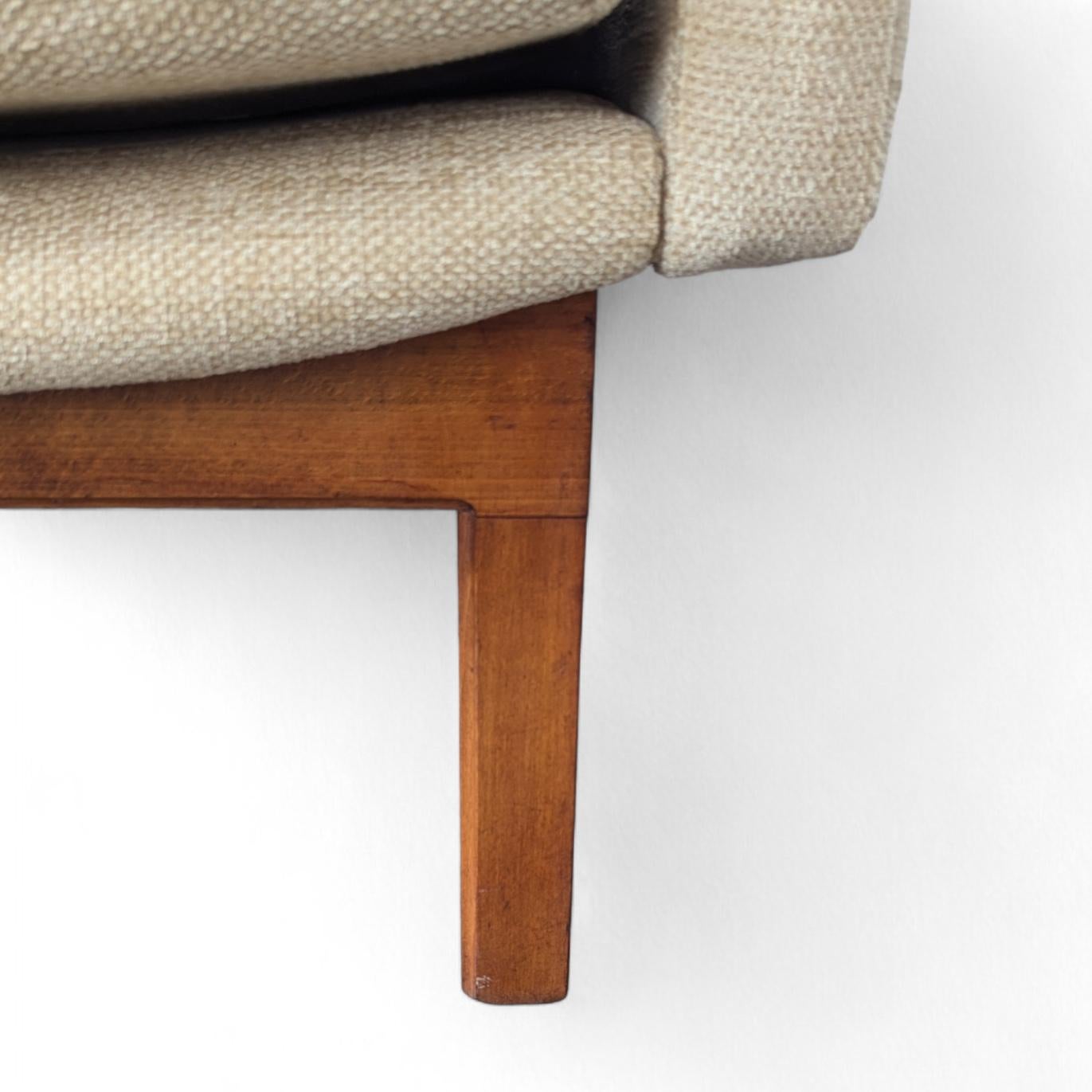 Mid Century modular sofa by Karel Vyčítal for Dřevotvar Jablonné, 1960s 6