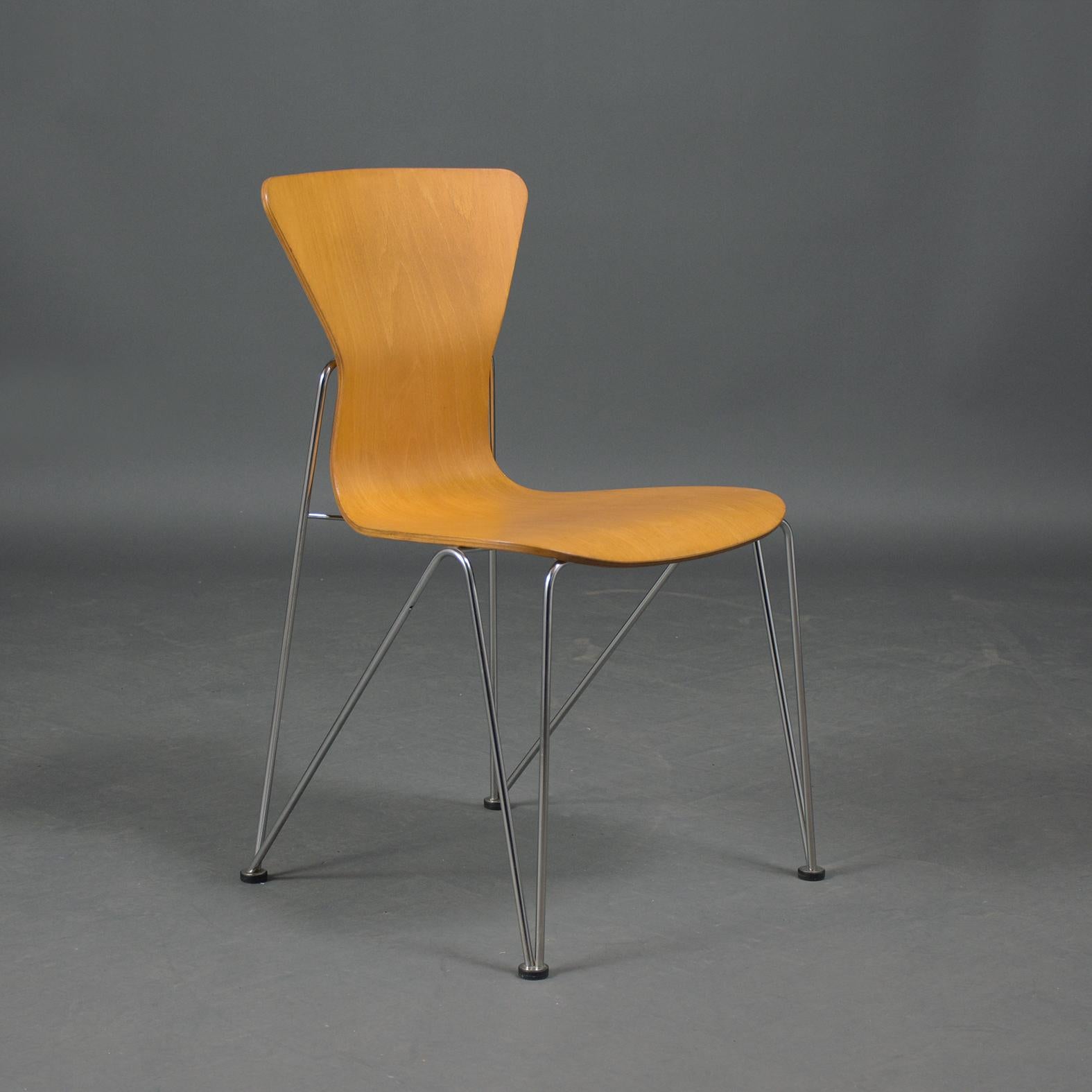 Set of Four Mid-Century Plywood Chairs 2