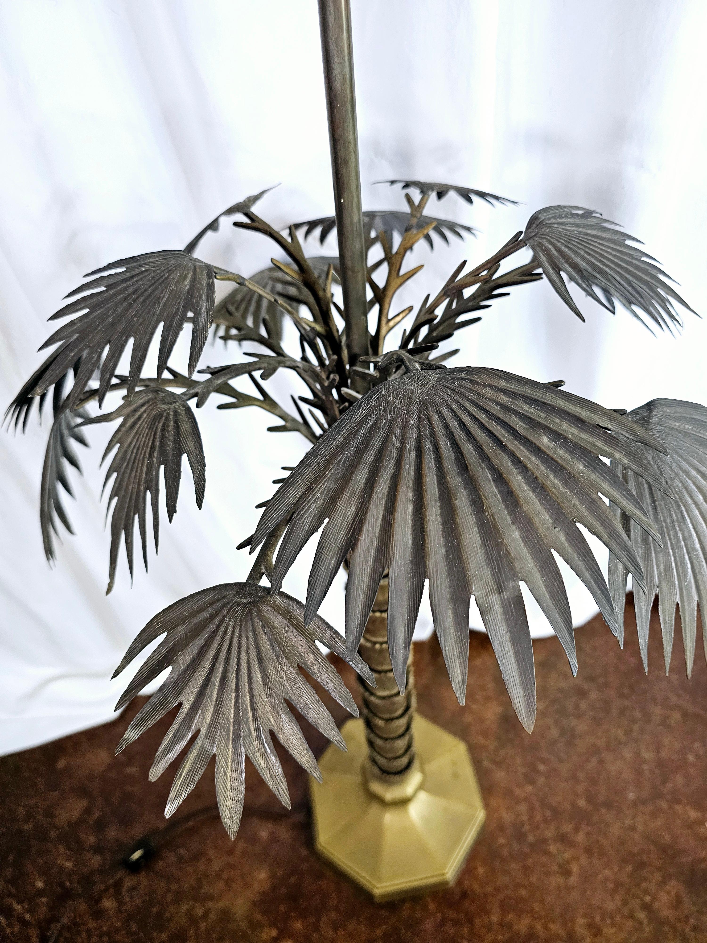 Mid Century Monumental Brass Palm Tree Table Lamp by Chapman  For Sale 6
