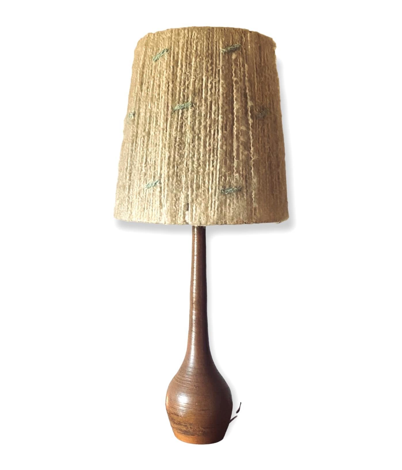 Monumentale glasierte Terrakotta-Tischlampe aus der Mitte des Jahrhunderts, Frankreich 1950er Jahre (Moderne der Mitte des Jahrhunderts) im Angebot