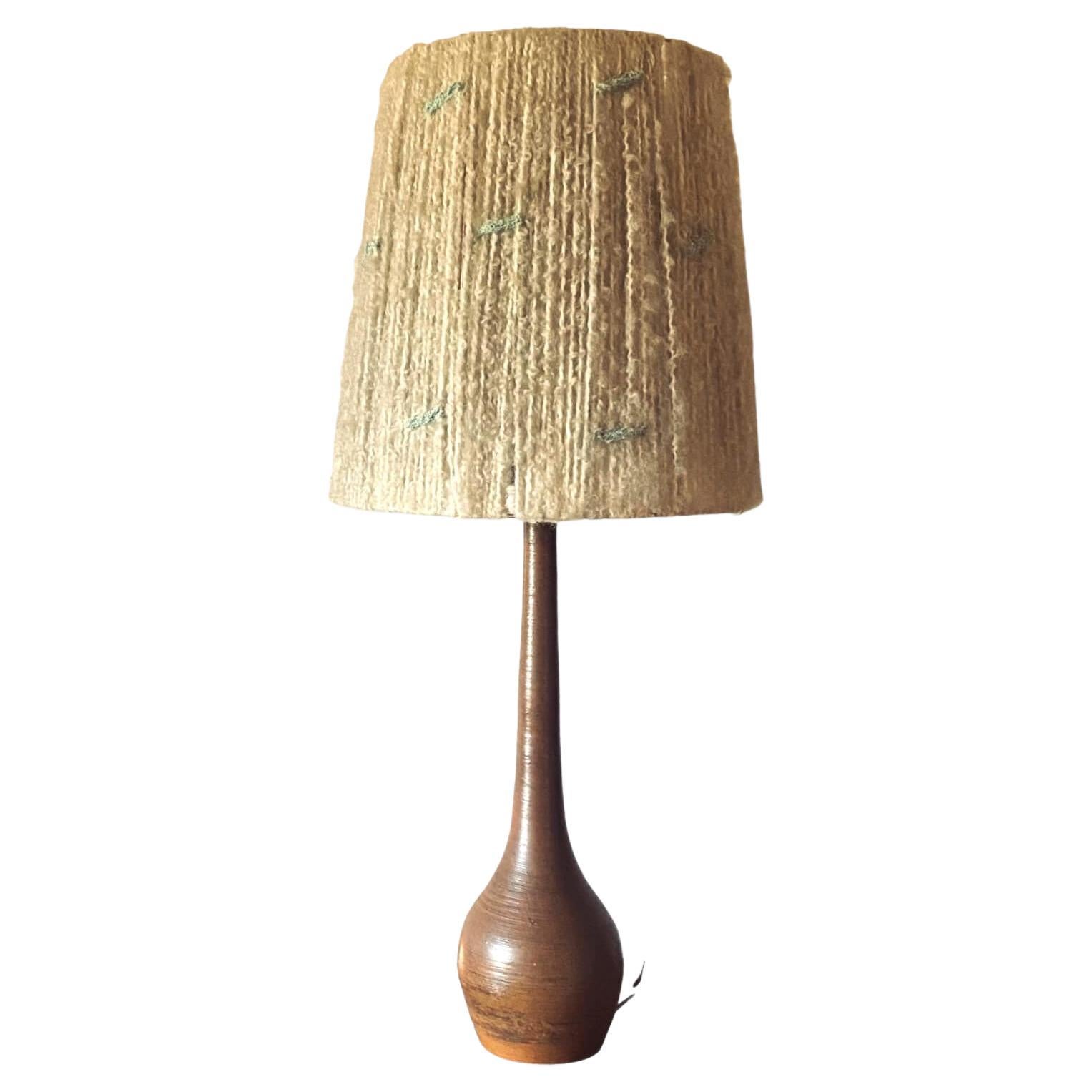 Lampada da tavolo monumentale in terracotta smaltata del Medioevo, Francia, anni '50