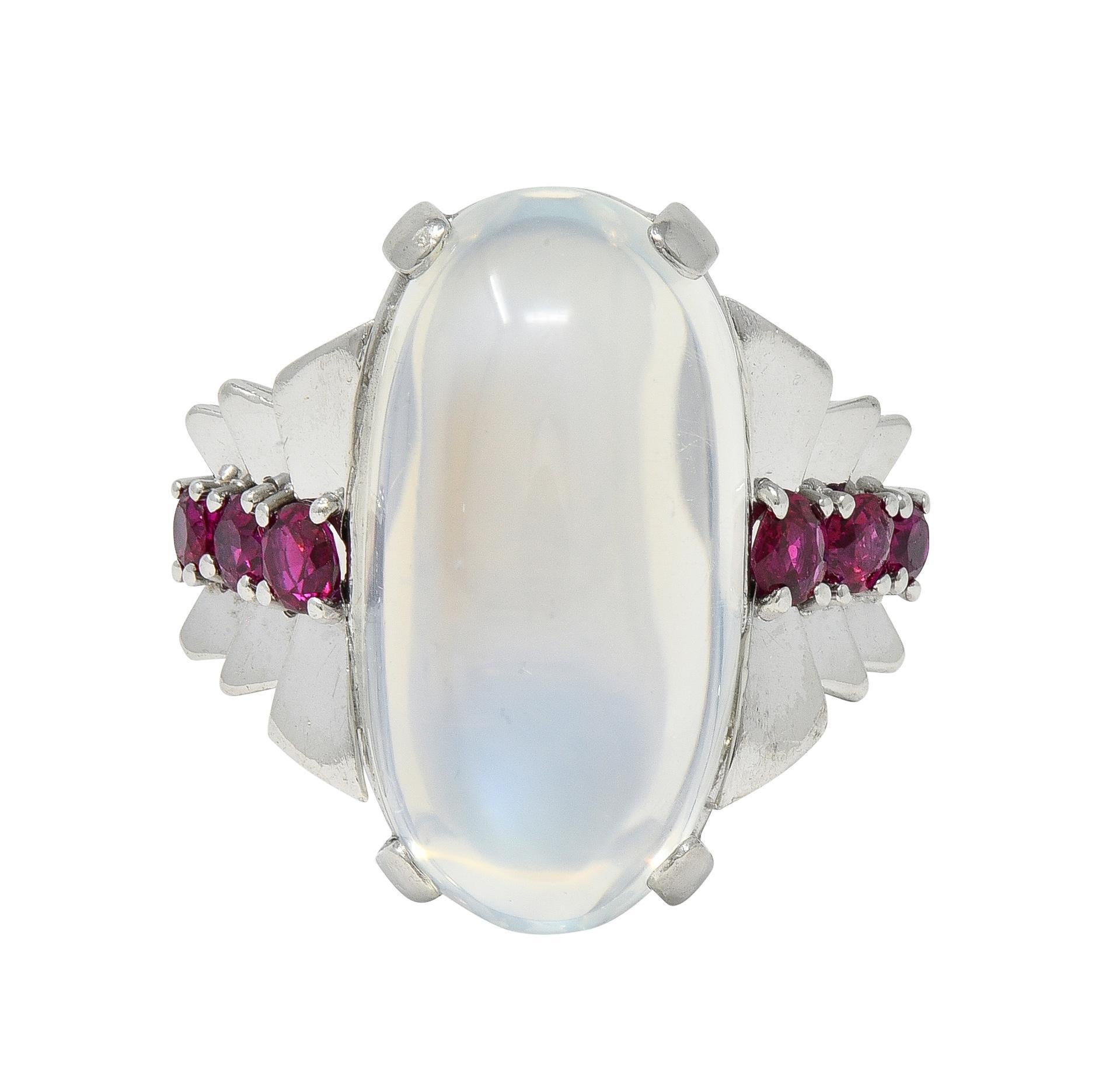 Mid-Century Moonstone Ruby Platinum Vintage Cocktail Ring in vendita 1